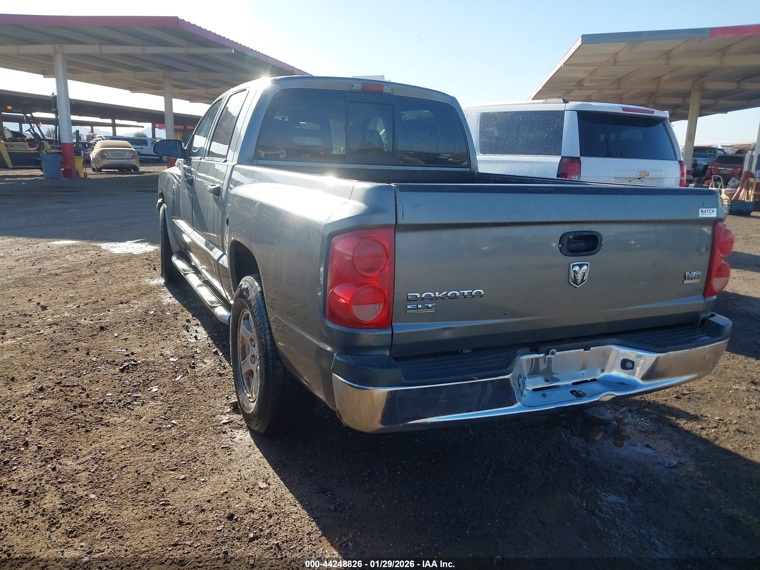DODGE DAKOTA image 3