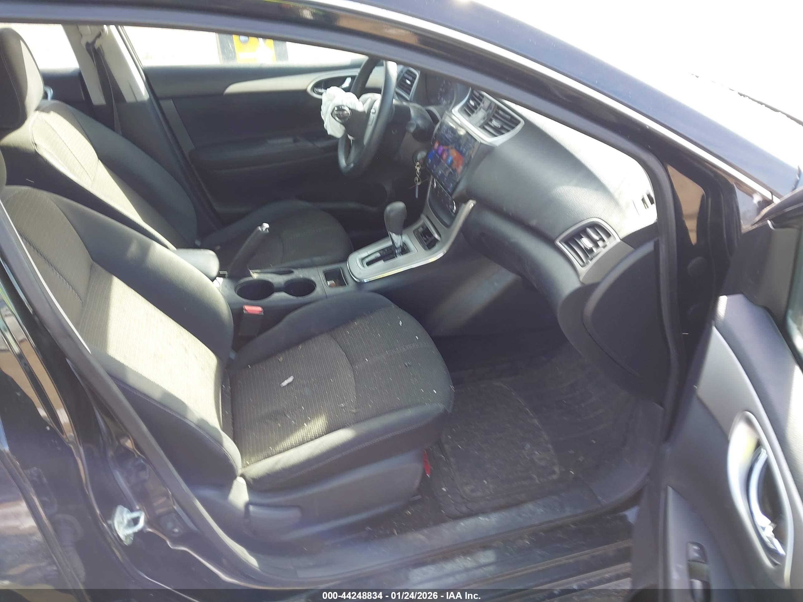 NISSAN SENTRA image 5