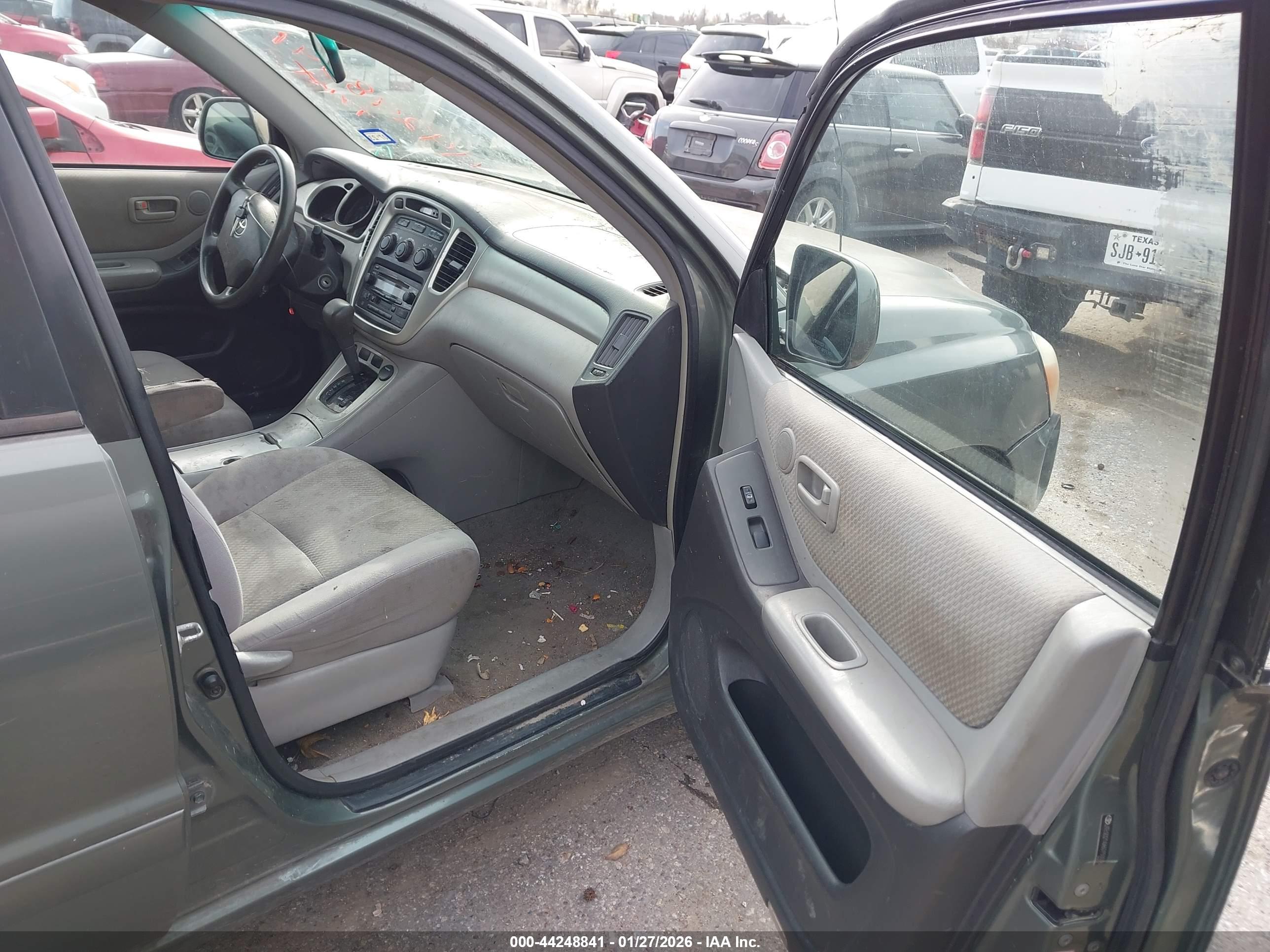 TOYOTA HIGHLANDER image 5