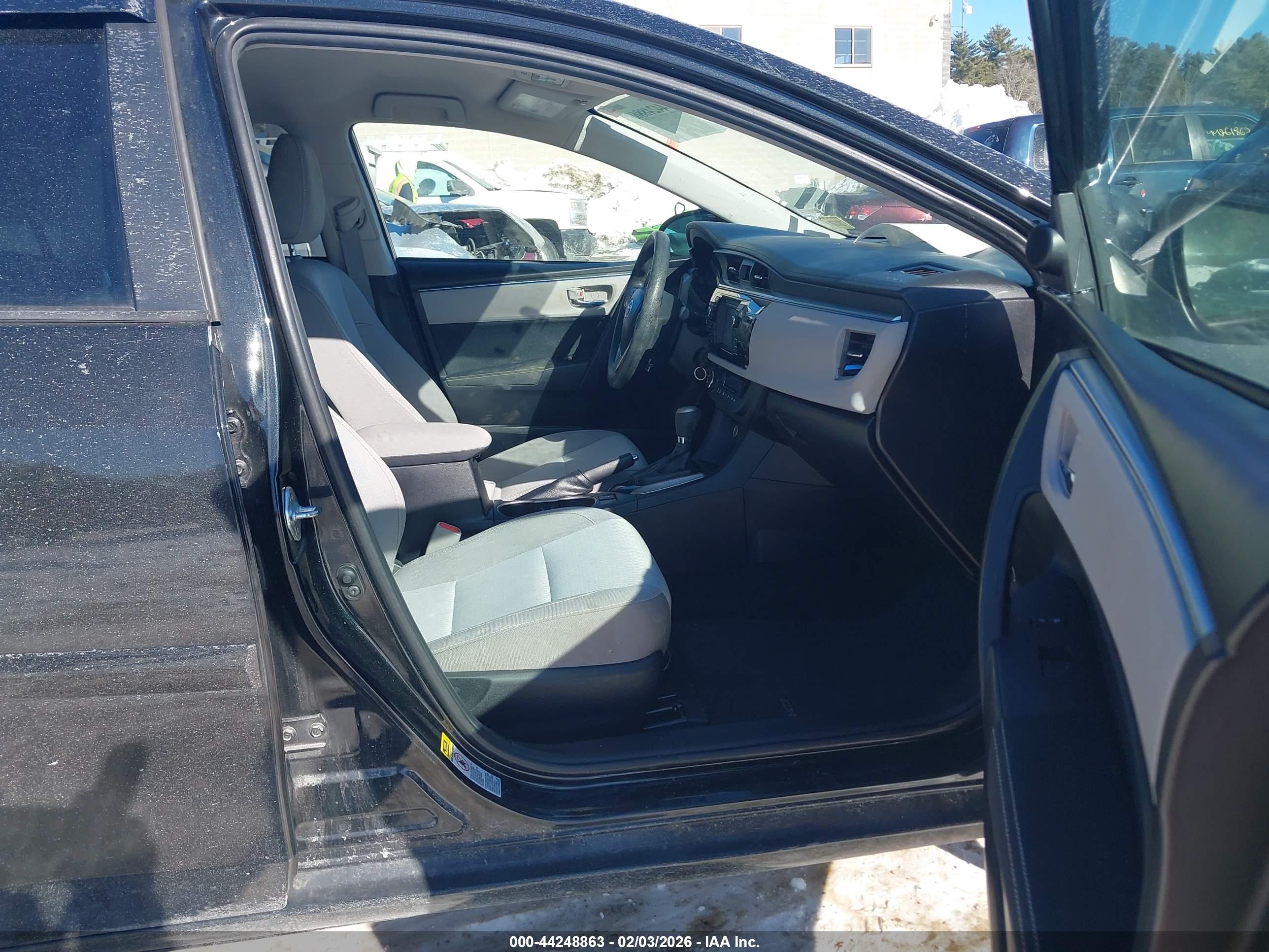TOYOTA COROLLA image 5