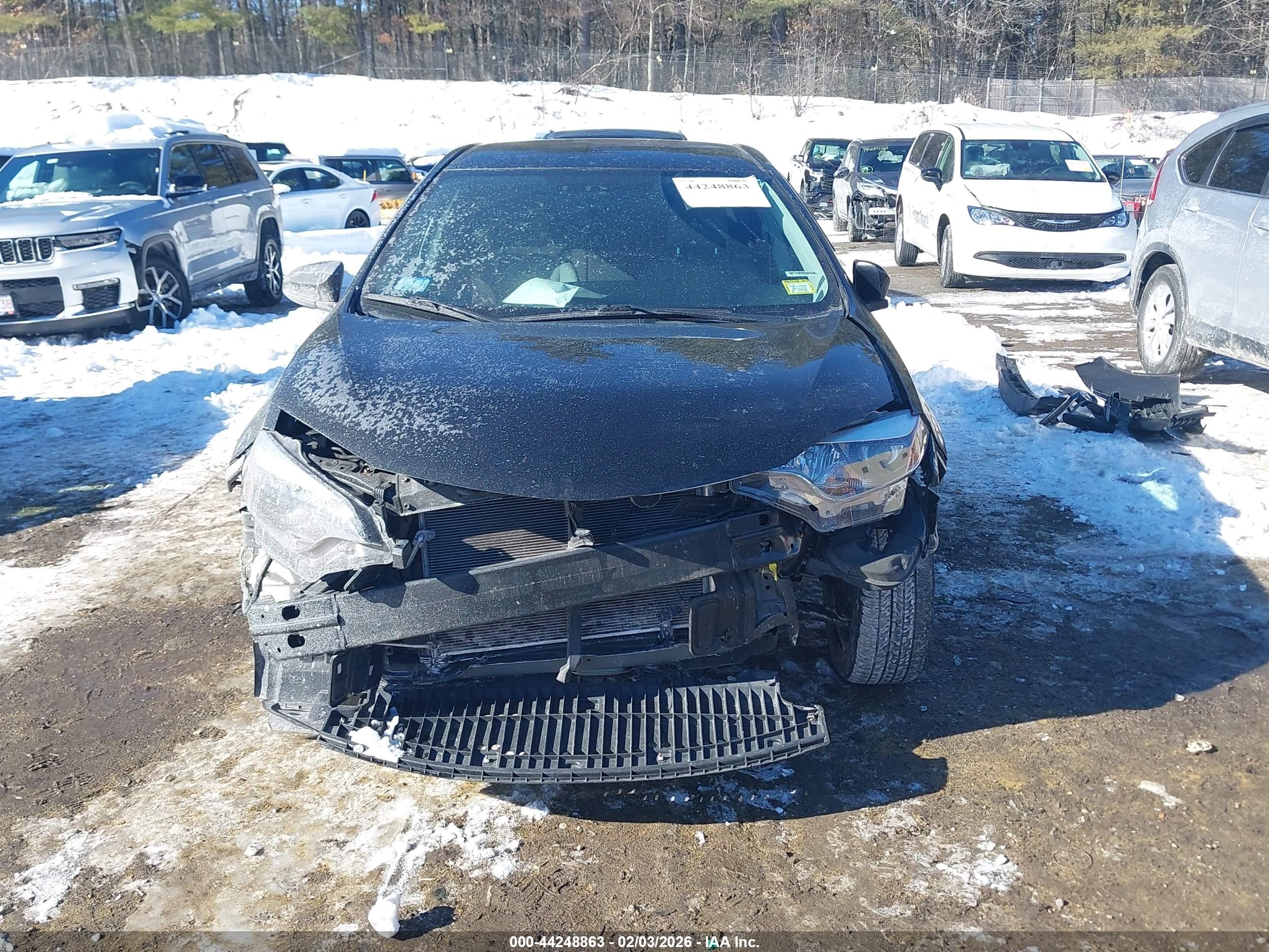 TOYOTA COROLLA image 6