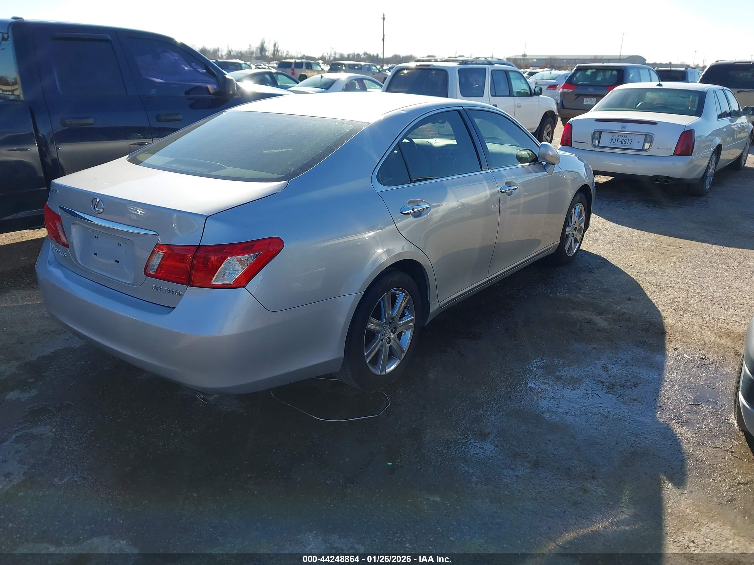 LEXUS ES image 4