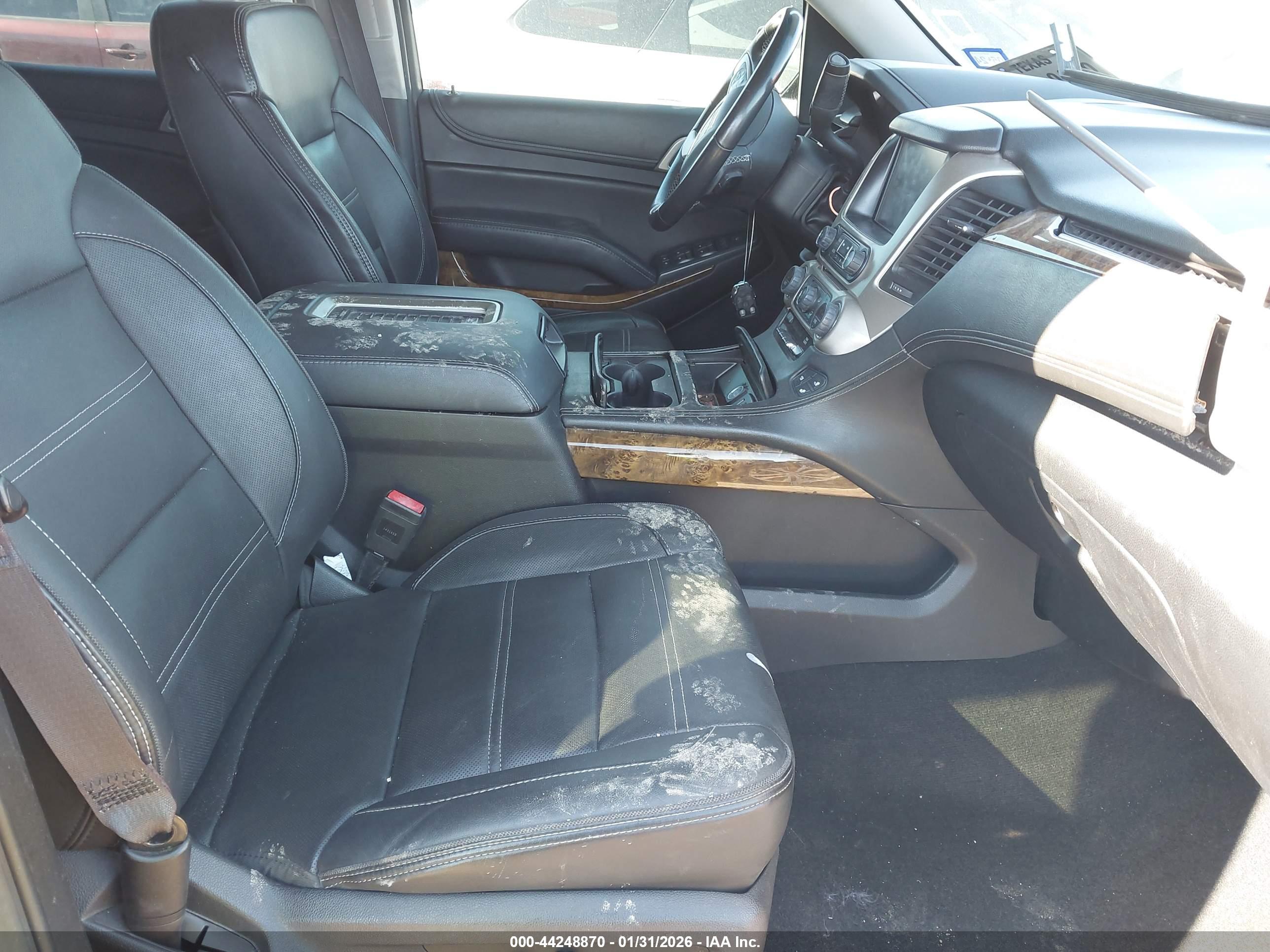 GMC YUKON image 5