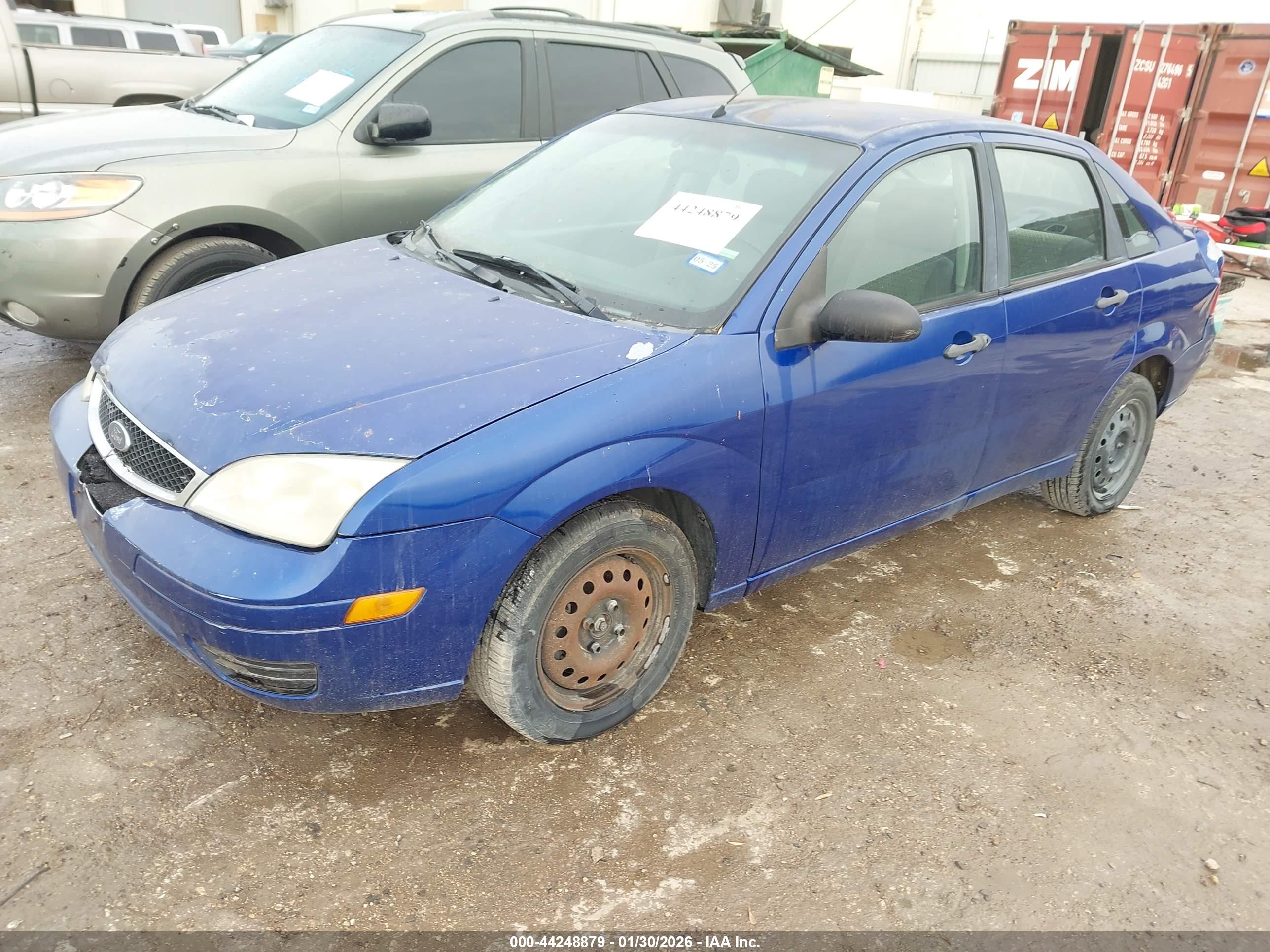 FORD FOCUS image 2