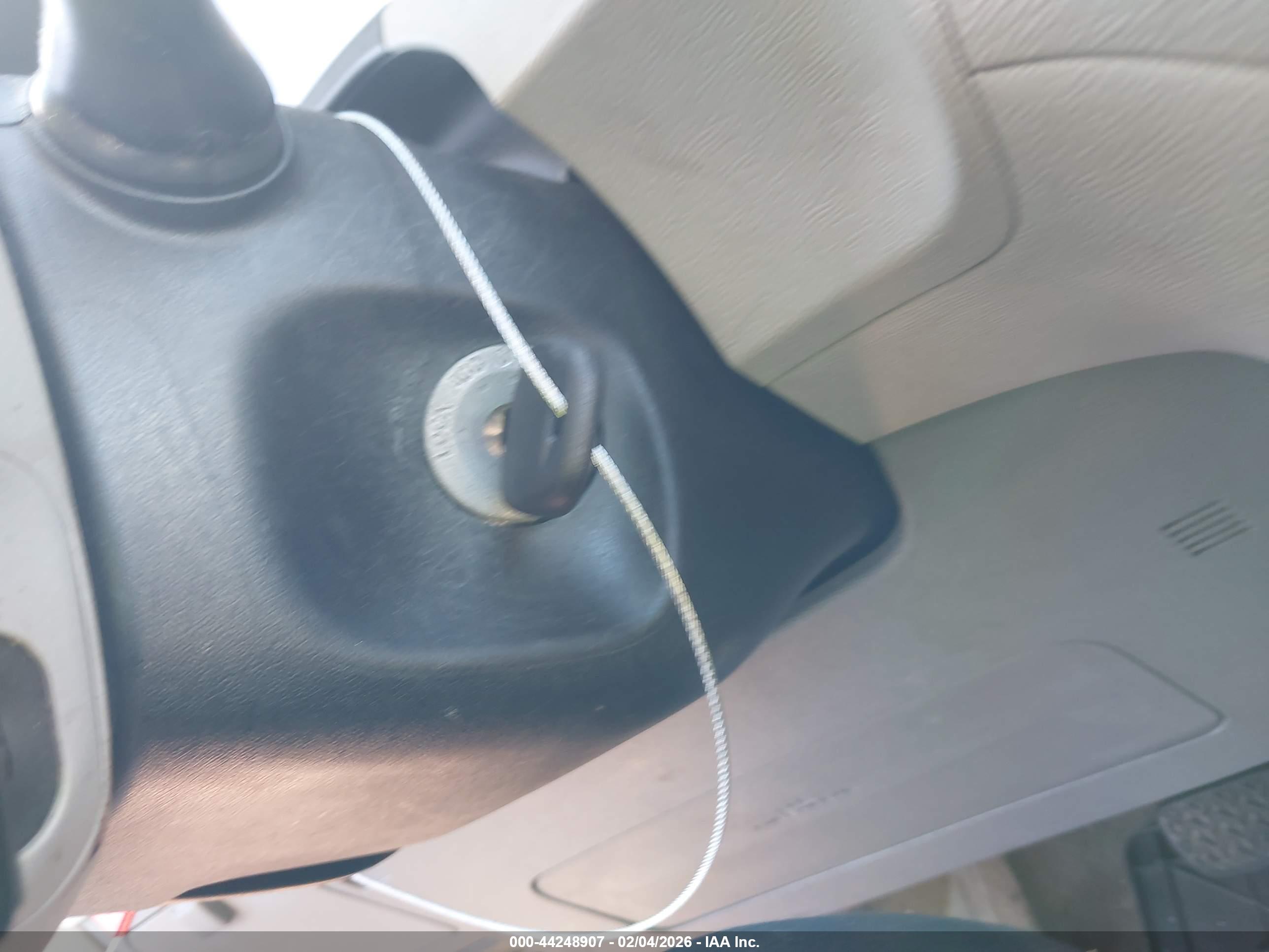 TOYOTA SIENNA image 11
