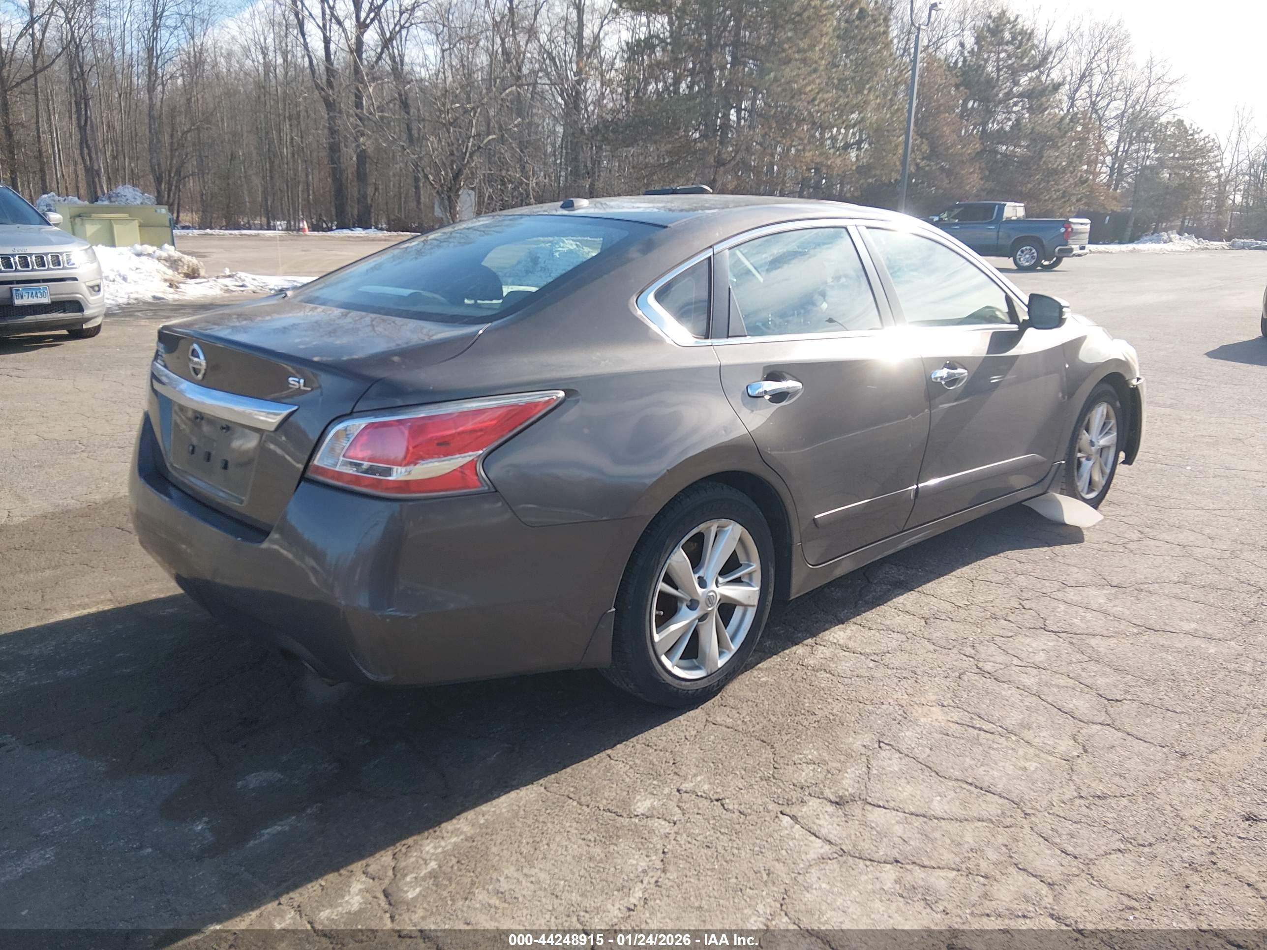 NISSAN ALTIMA image 4