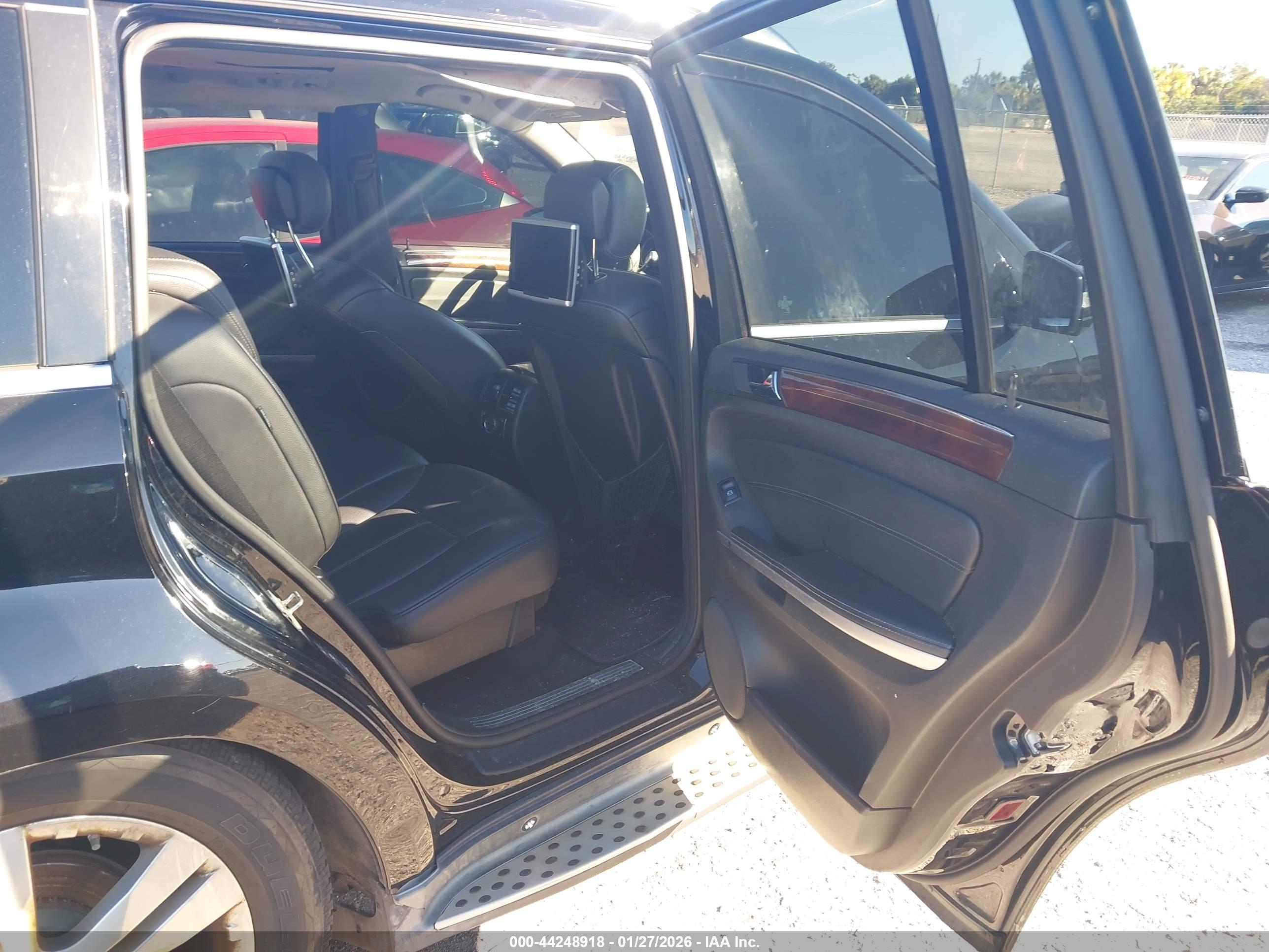 MERCEDES-BENZ GL image 8