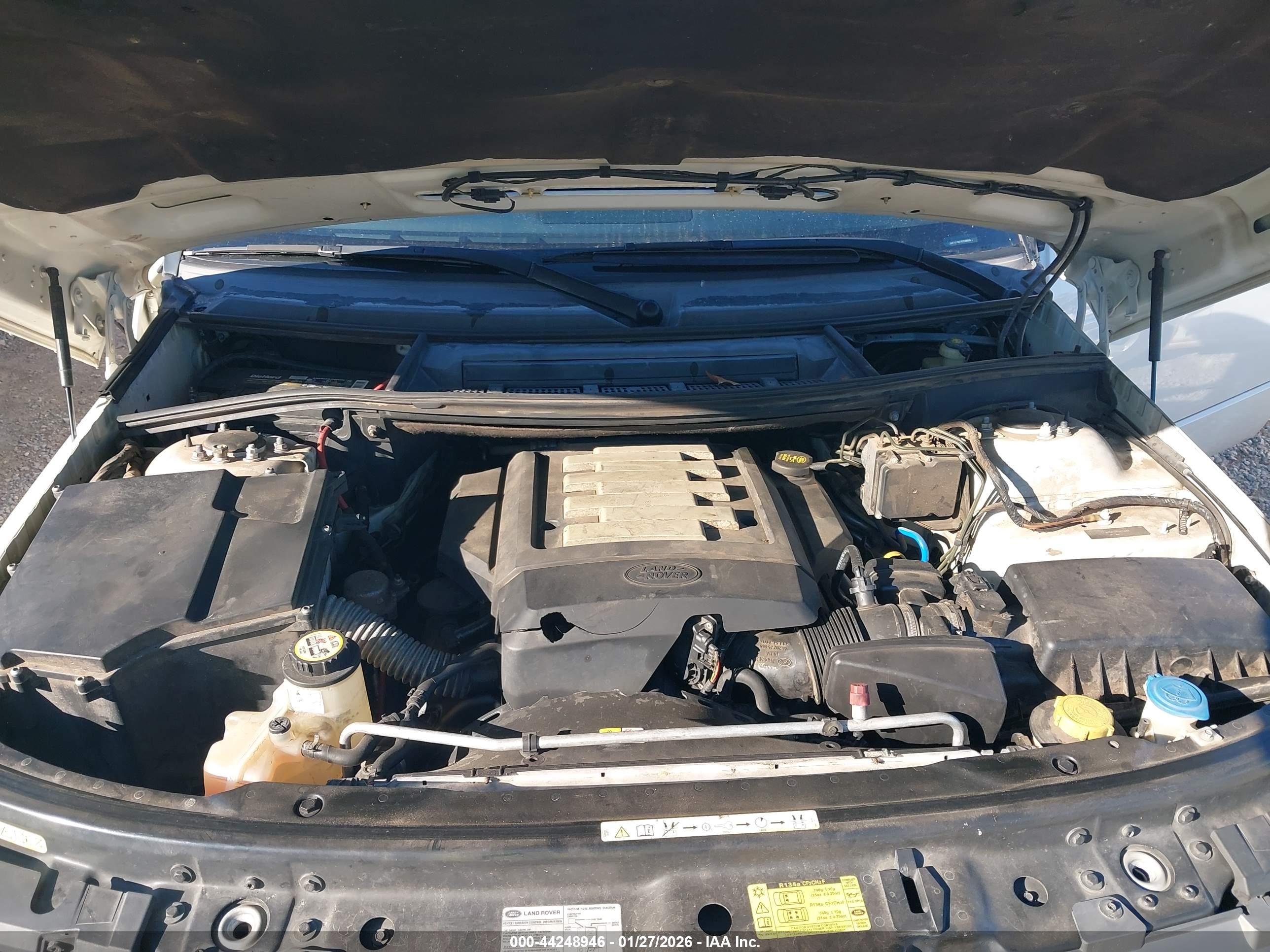LAND ROVER image 10