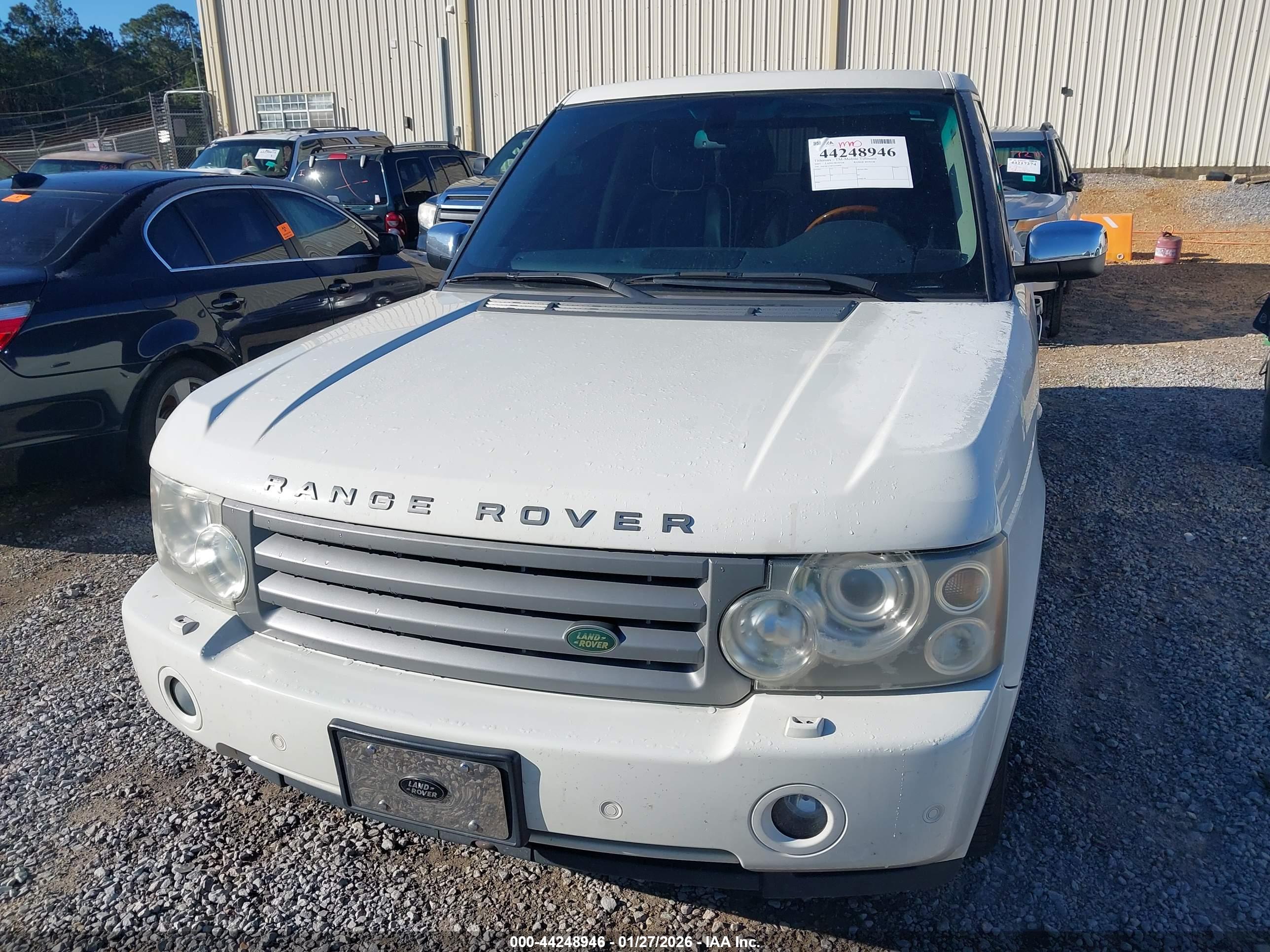 LAND ROVER image 6