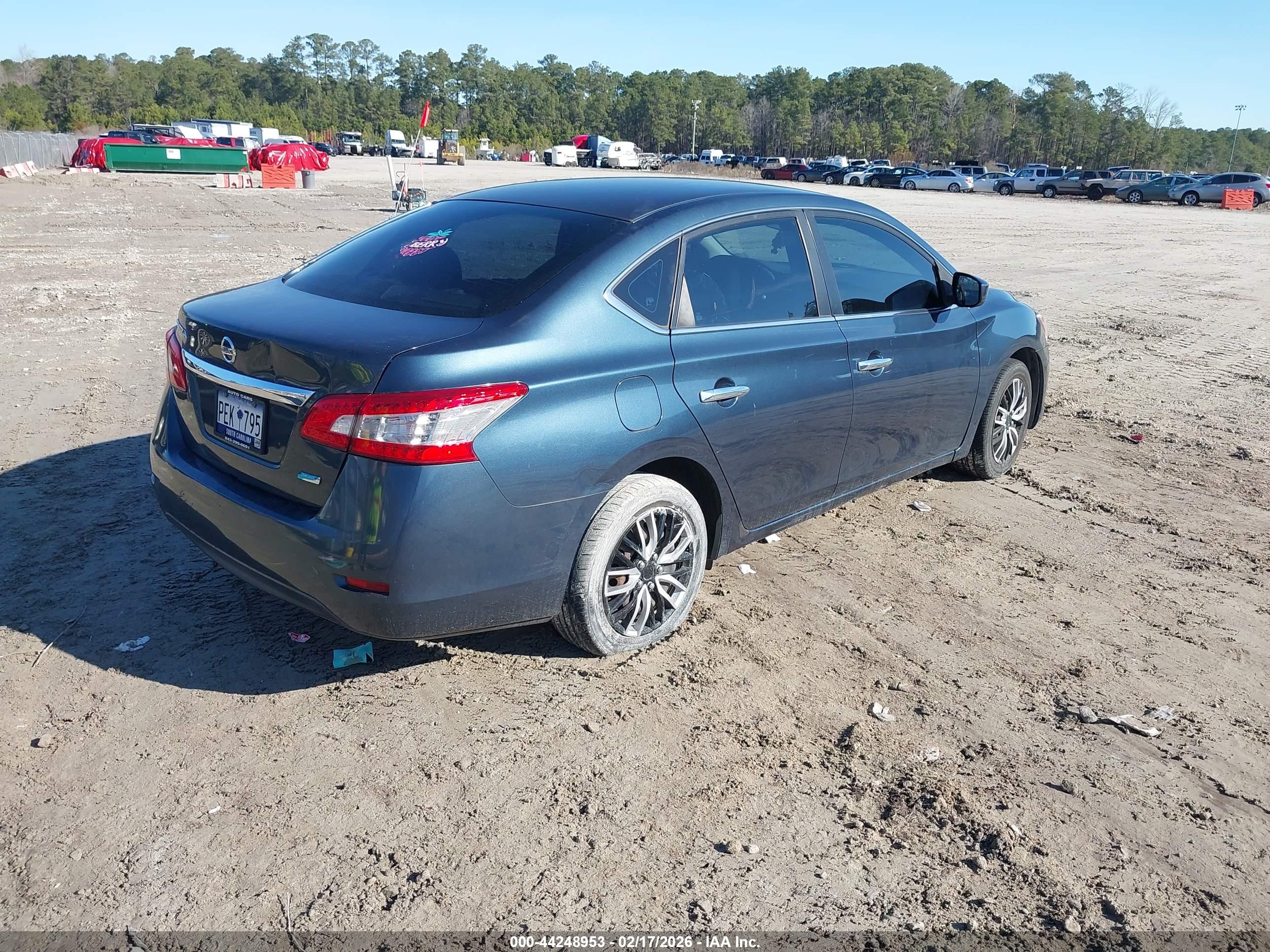NISSAN SENTRA image 4
