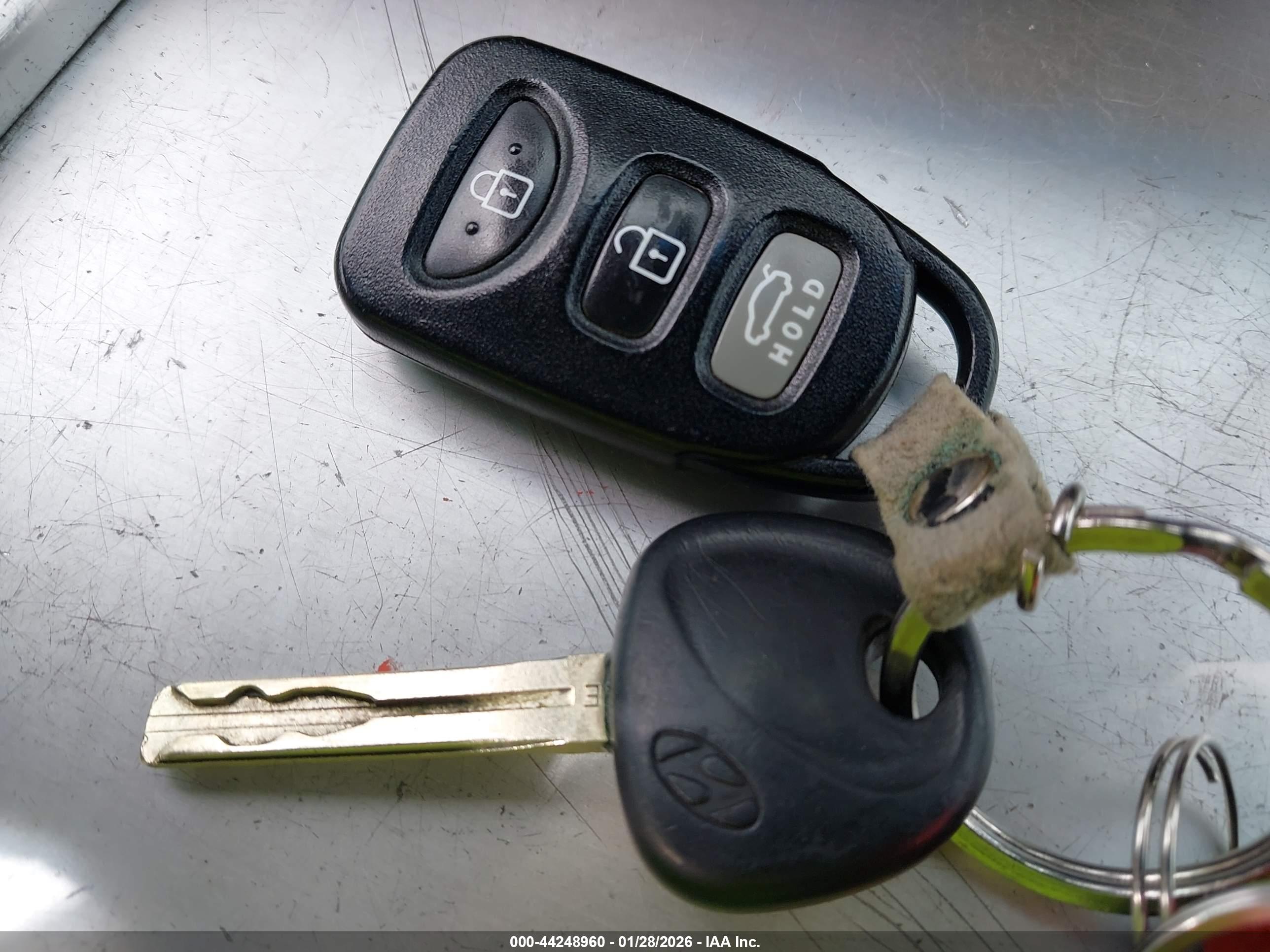 HYUNDAI SONATA image 11