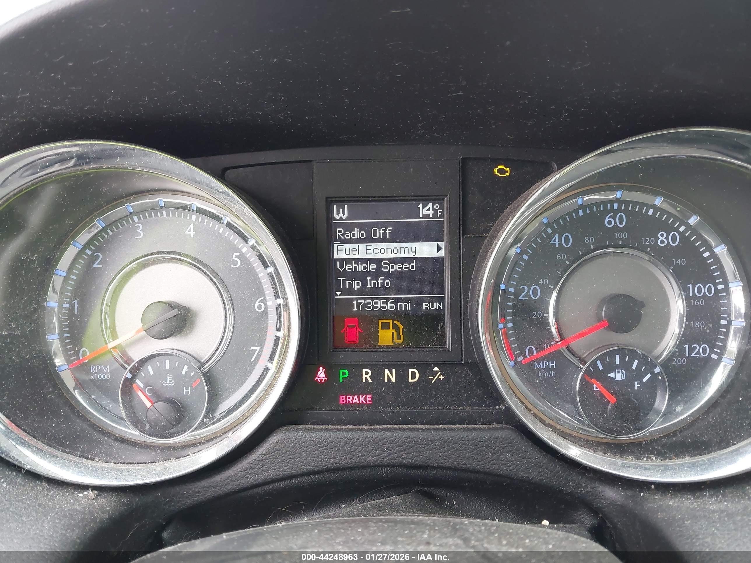 CHRYSLER TOWN image 7