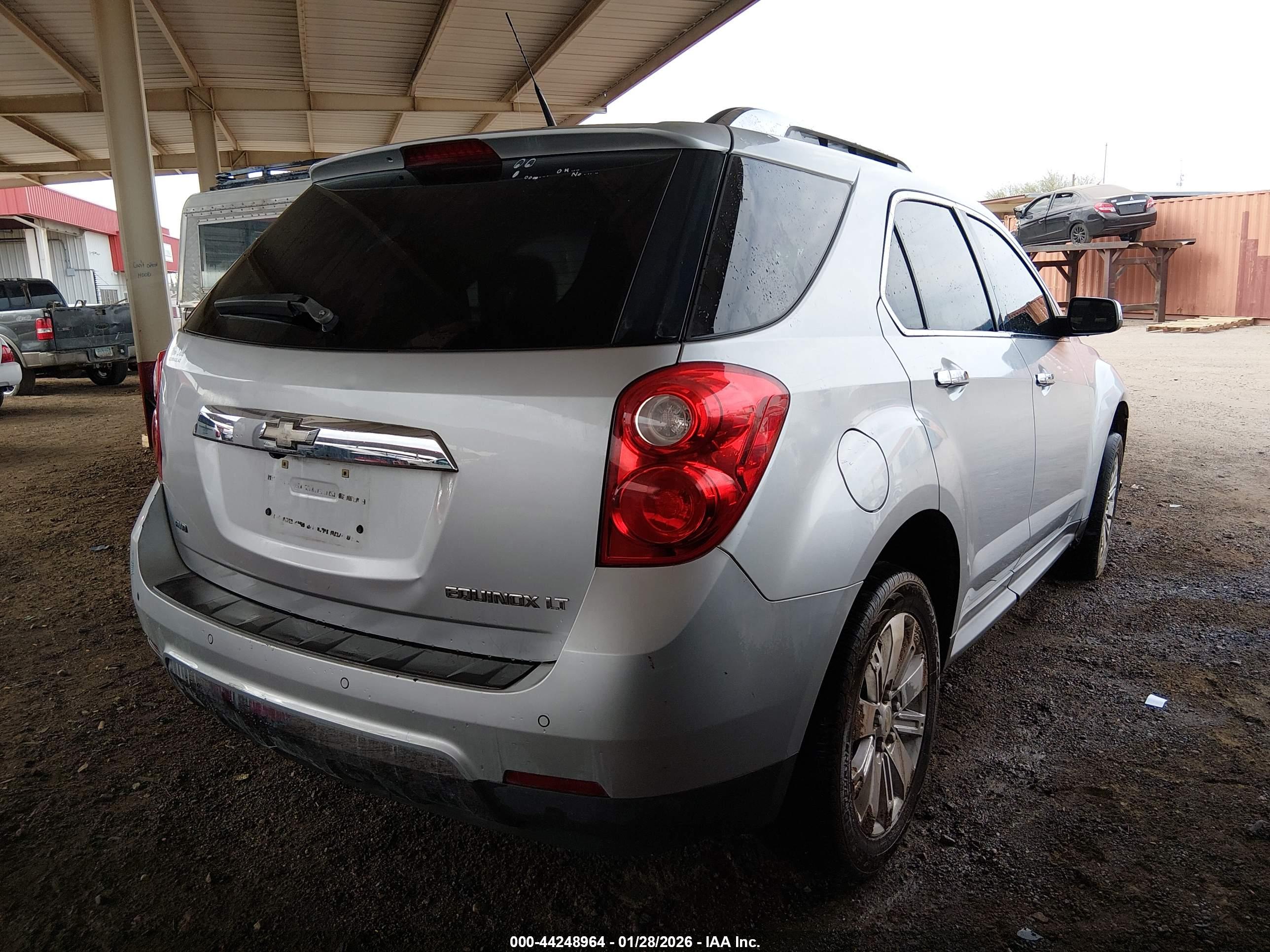 CHEVROLET EQUINOX image 4