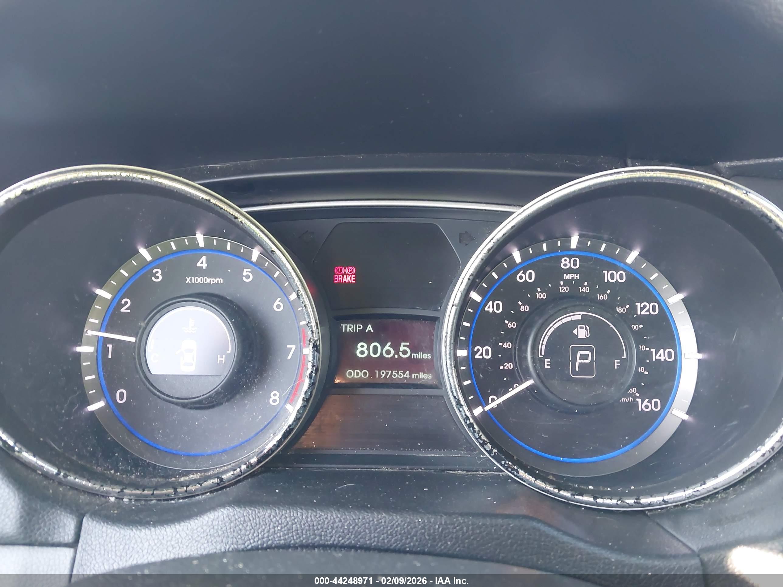 HYUNDAI SONATA image 7