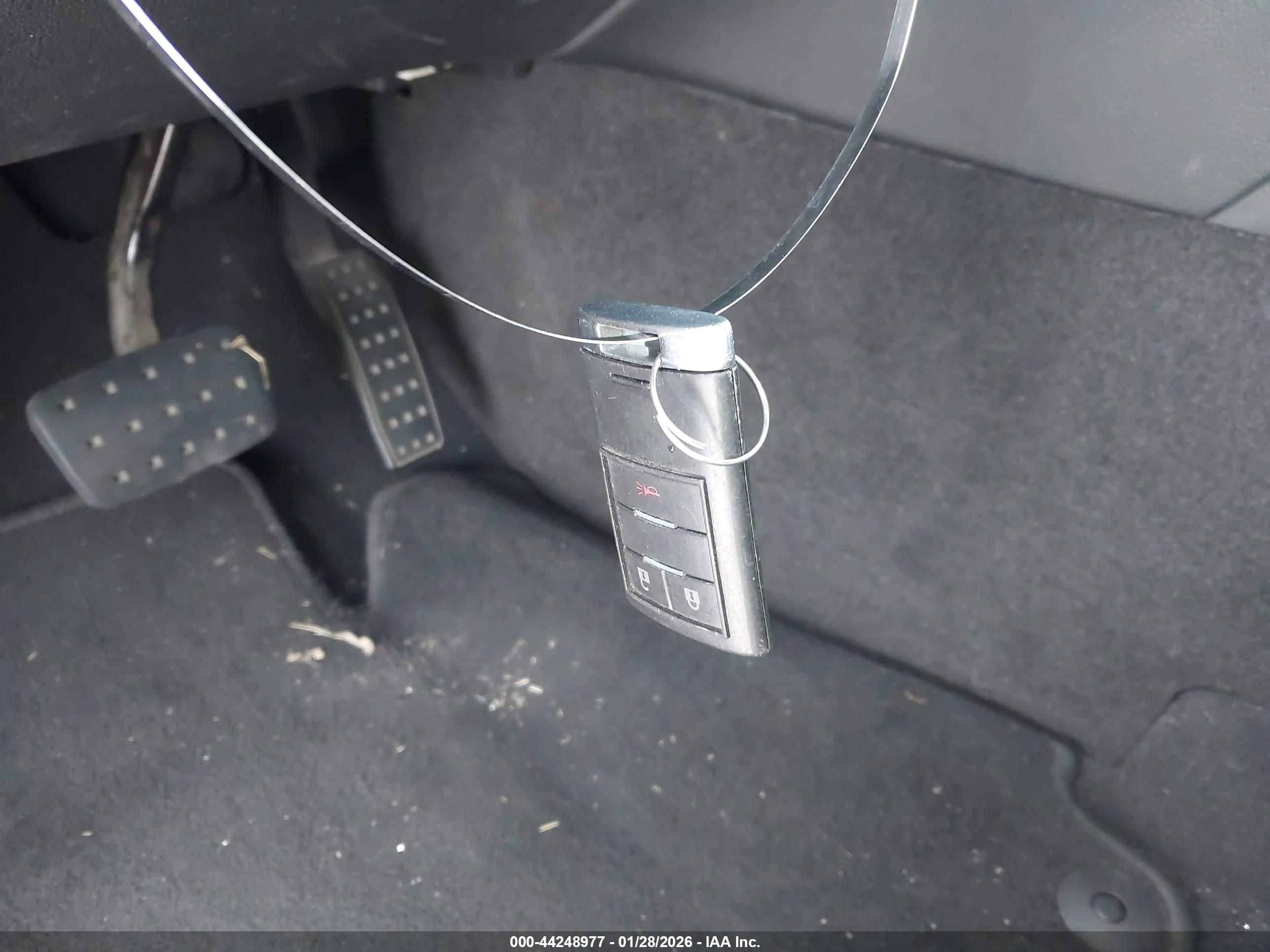 CADILLAC SRX image 11