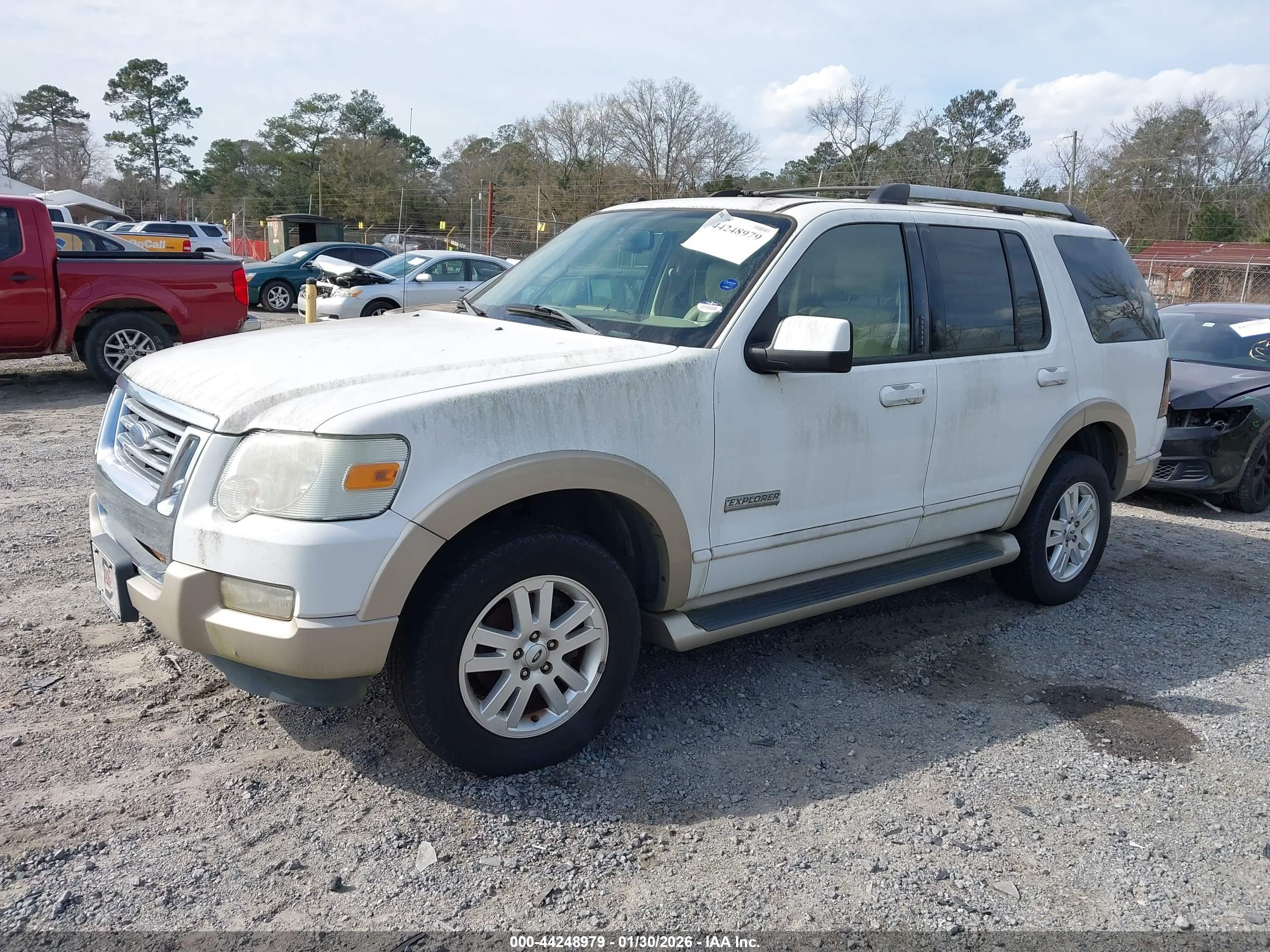 FORD EXPLORER image 2