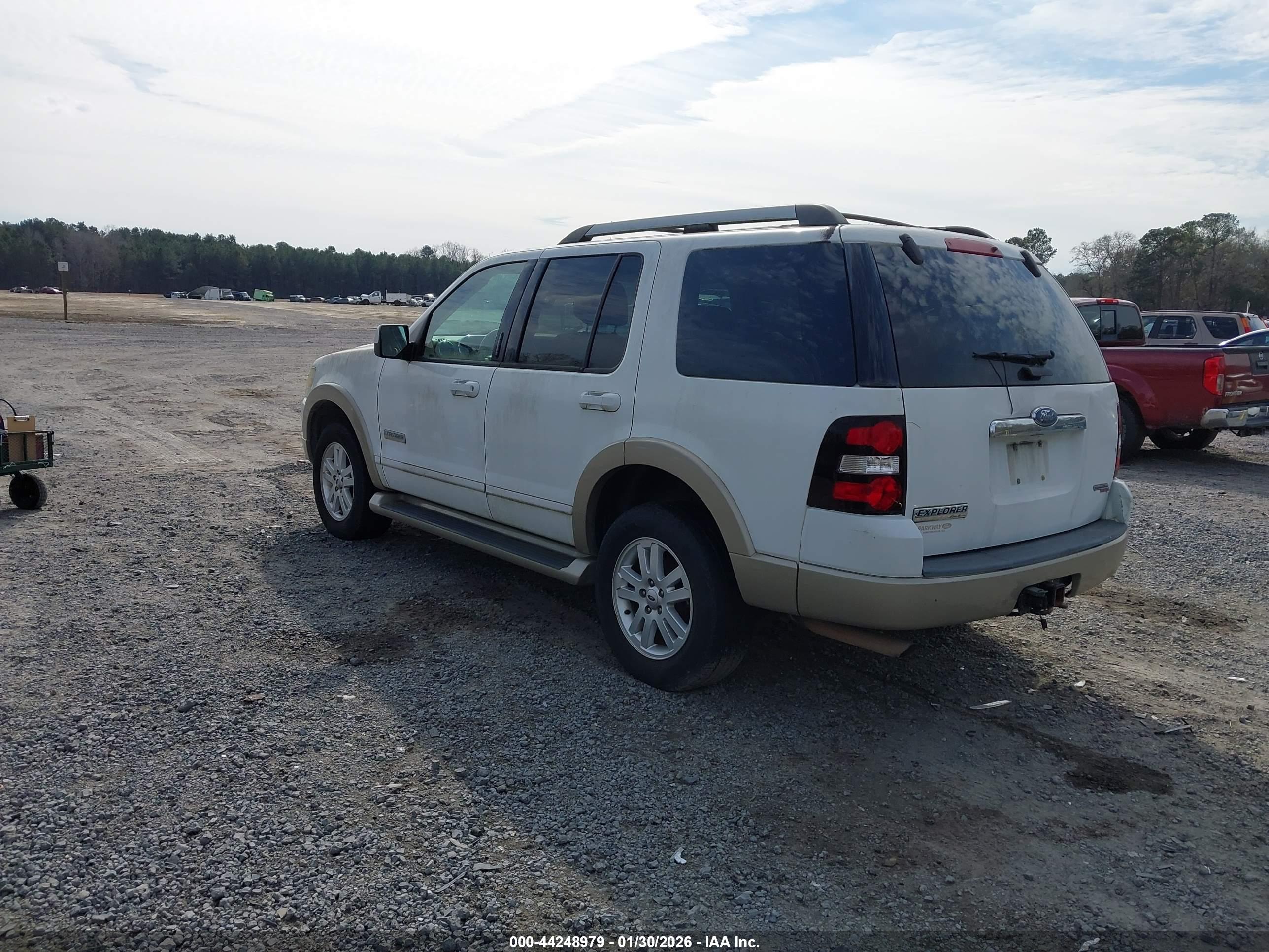FORD EXPLORER image 3