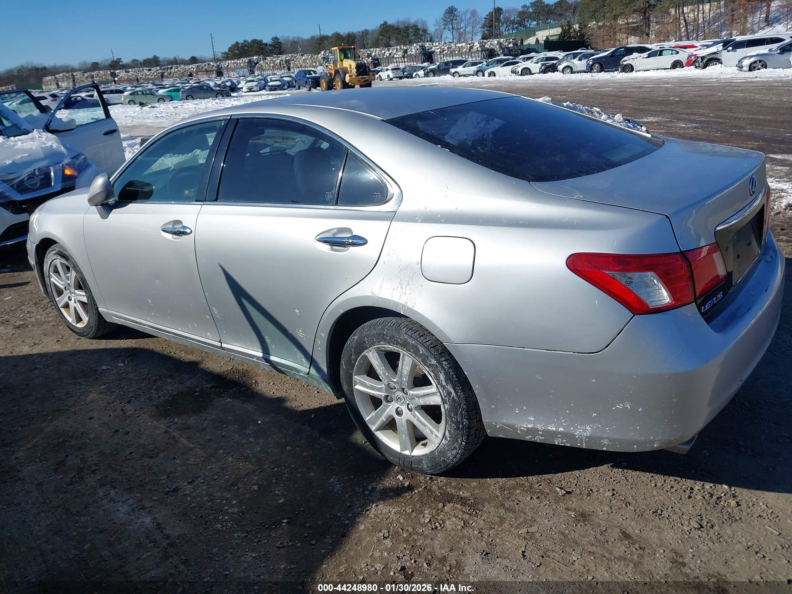 LEXUS ES image 3