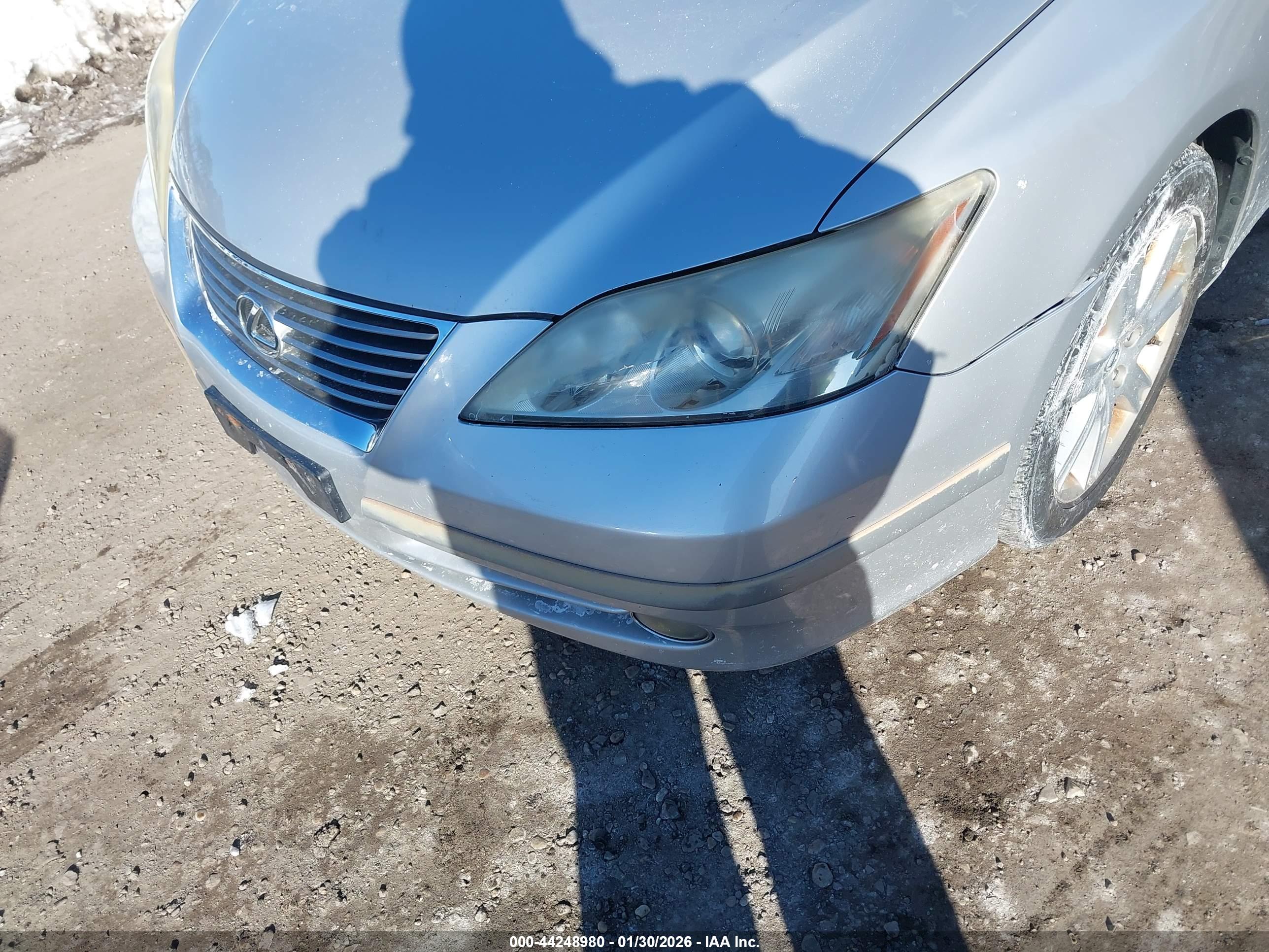 LEXUS ES image 6