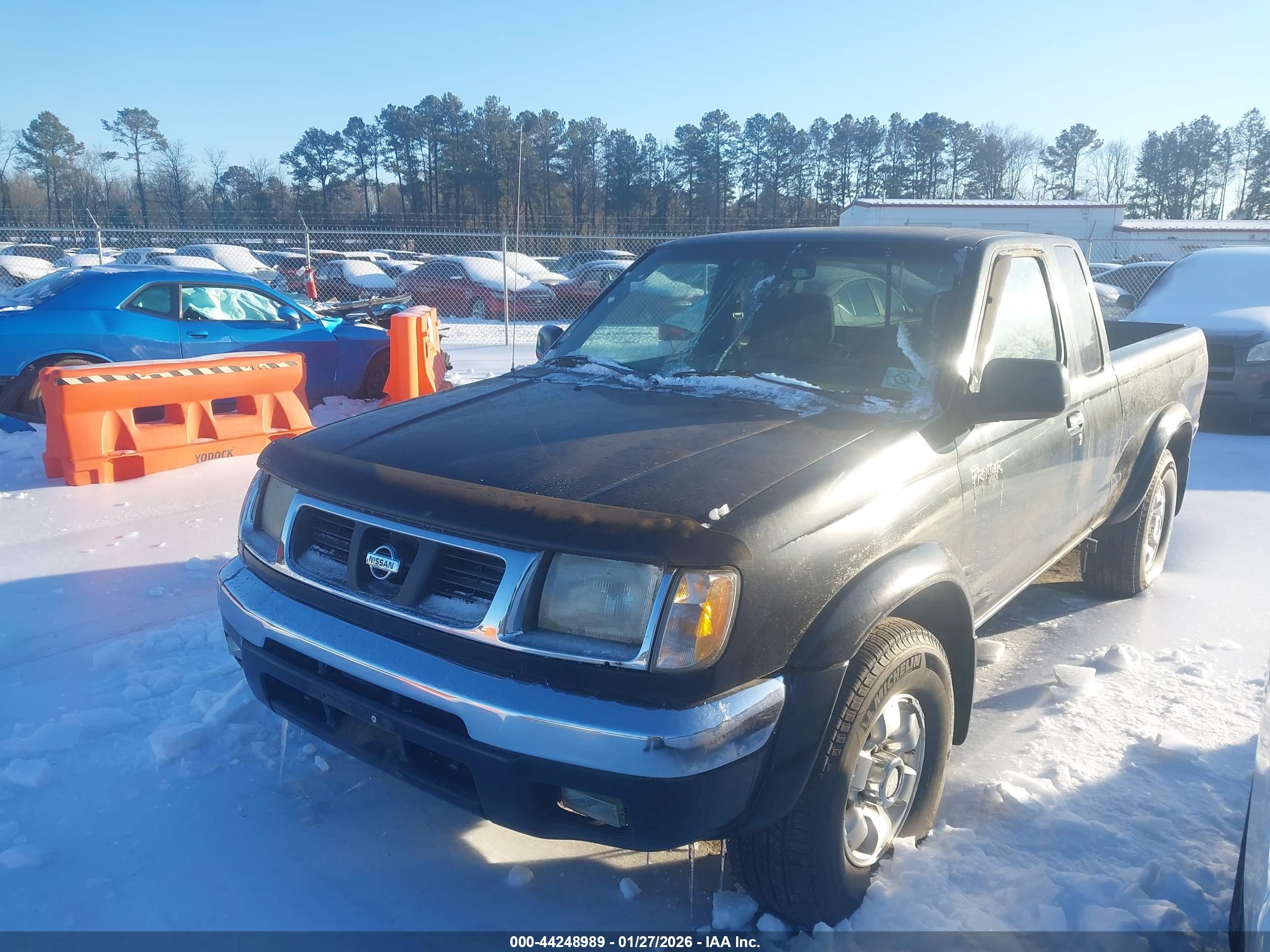 NISSAN FRONTIER image 2