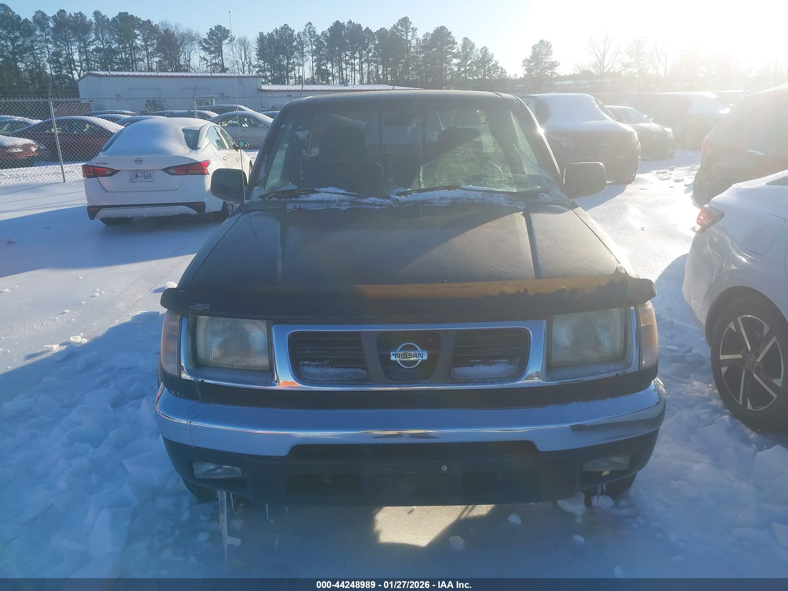 NISSAN FRONTIER image 6