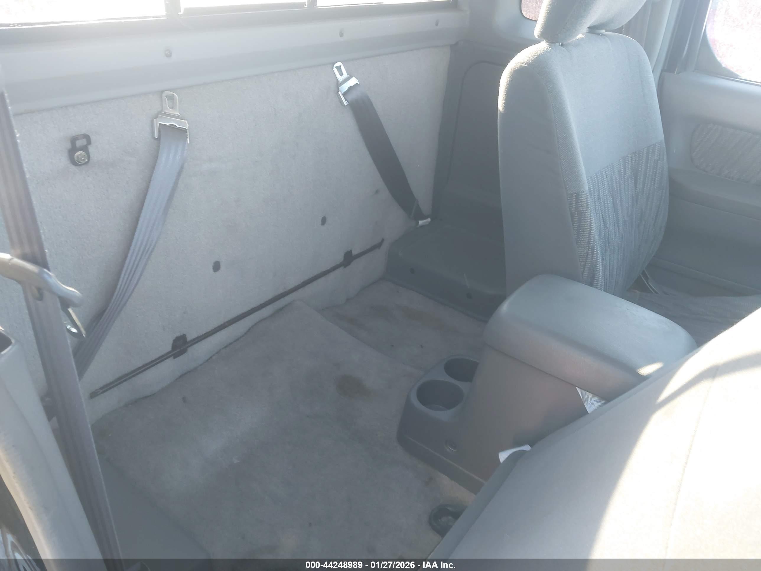 NISSAN FRONTIER image 8