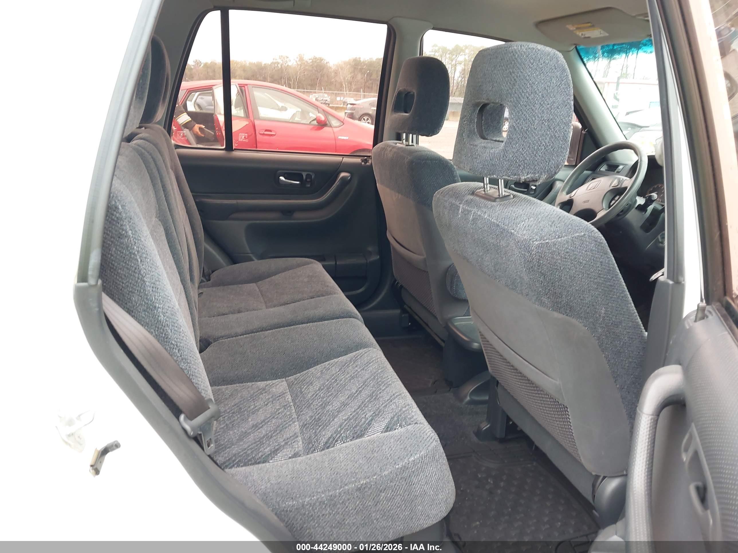 HONDA CR-V image 8
