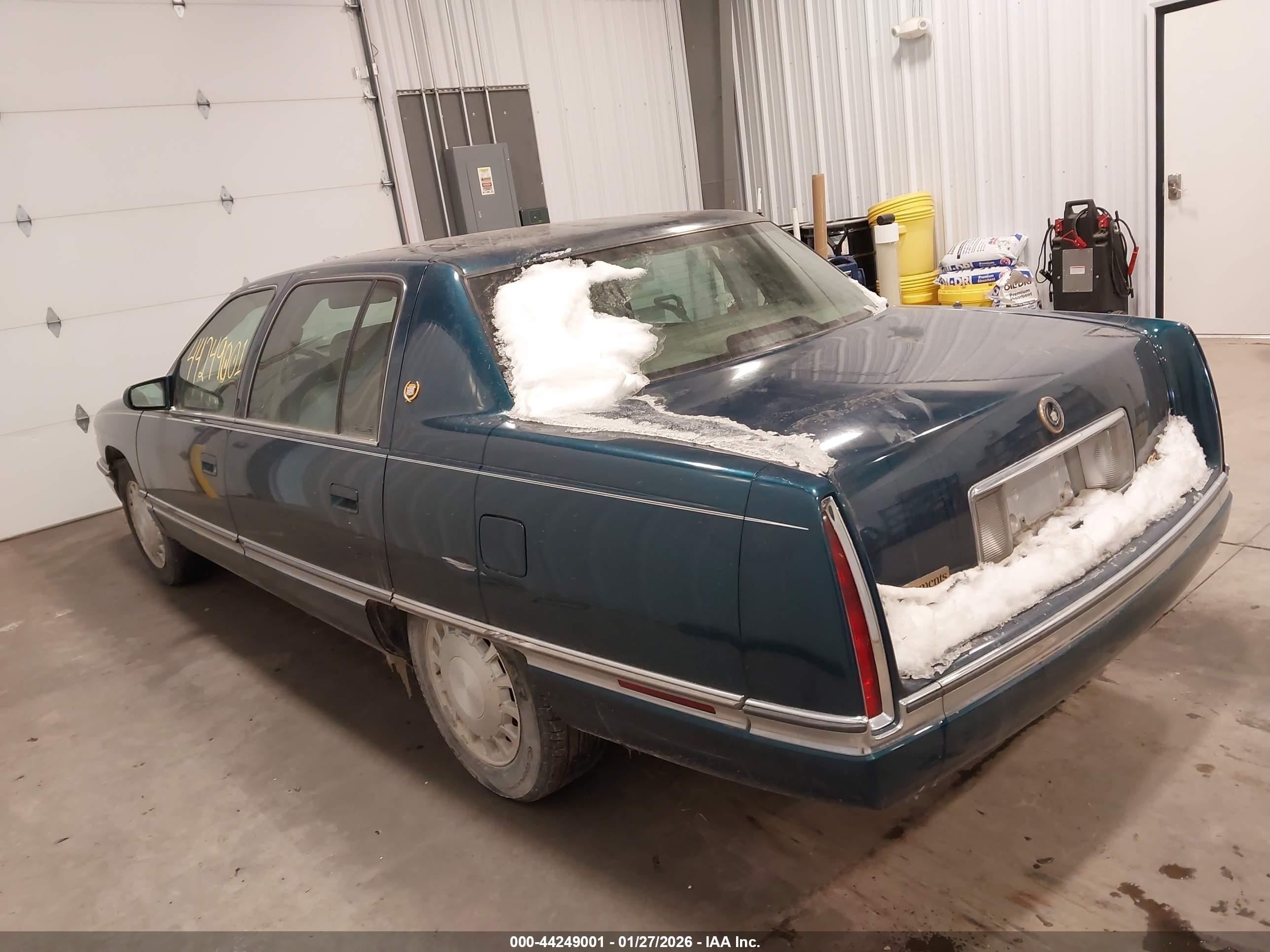 CADILLAC DEVILLE image 3