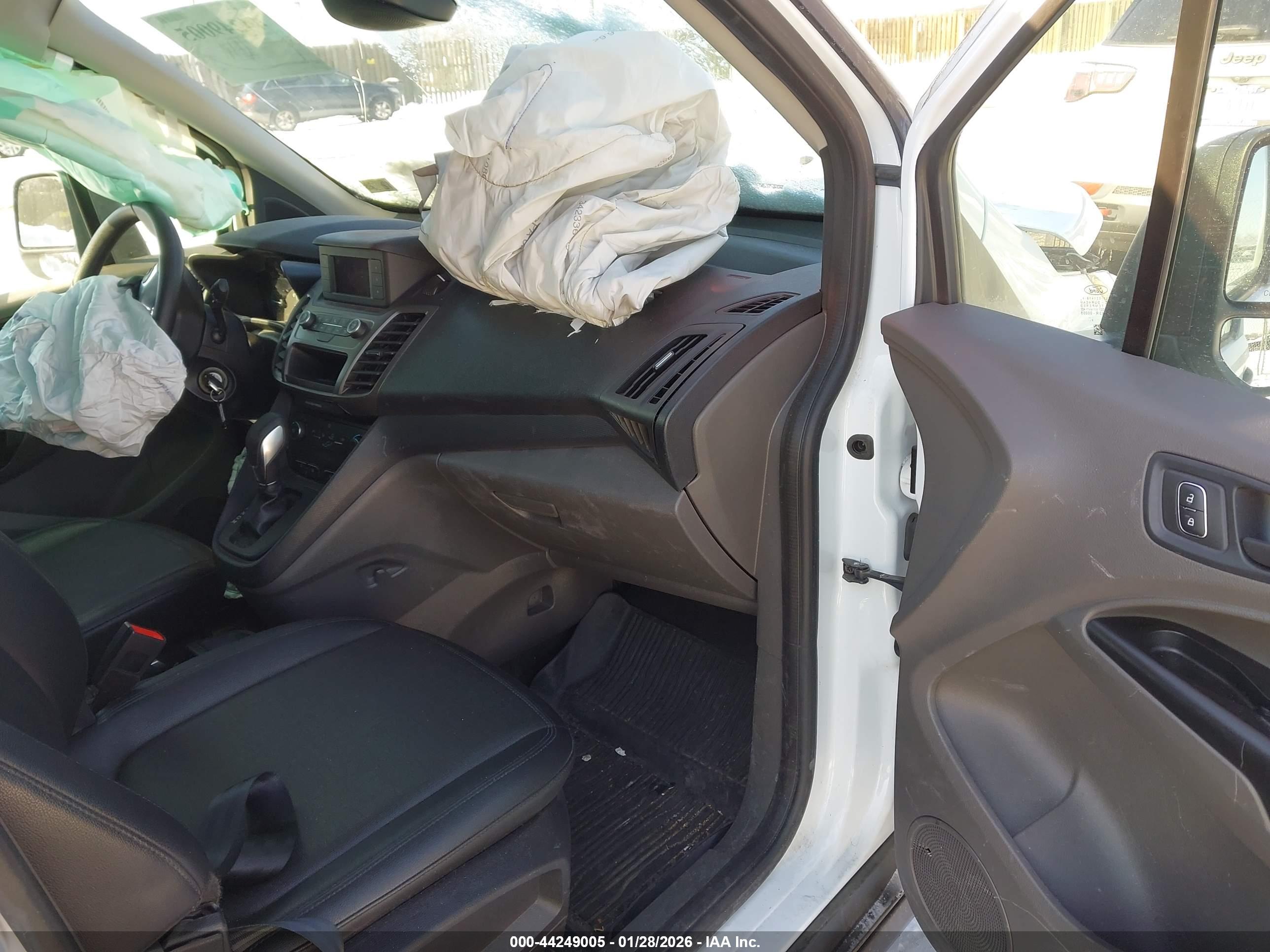 FORD TRANSIT image 5