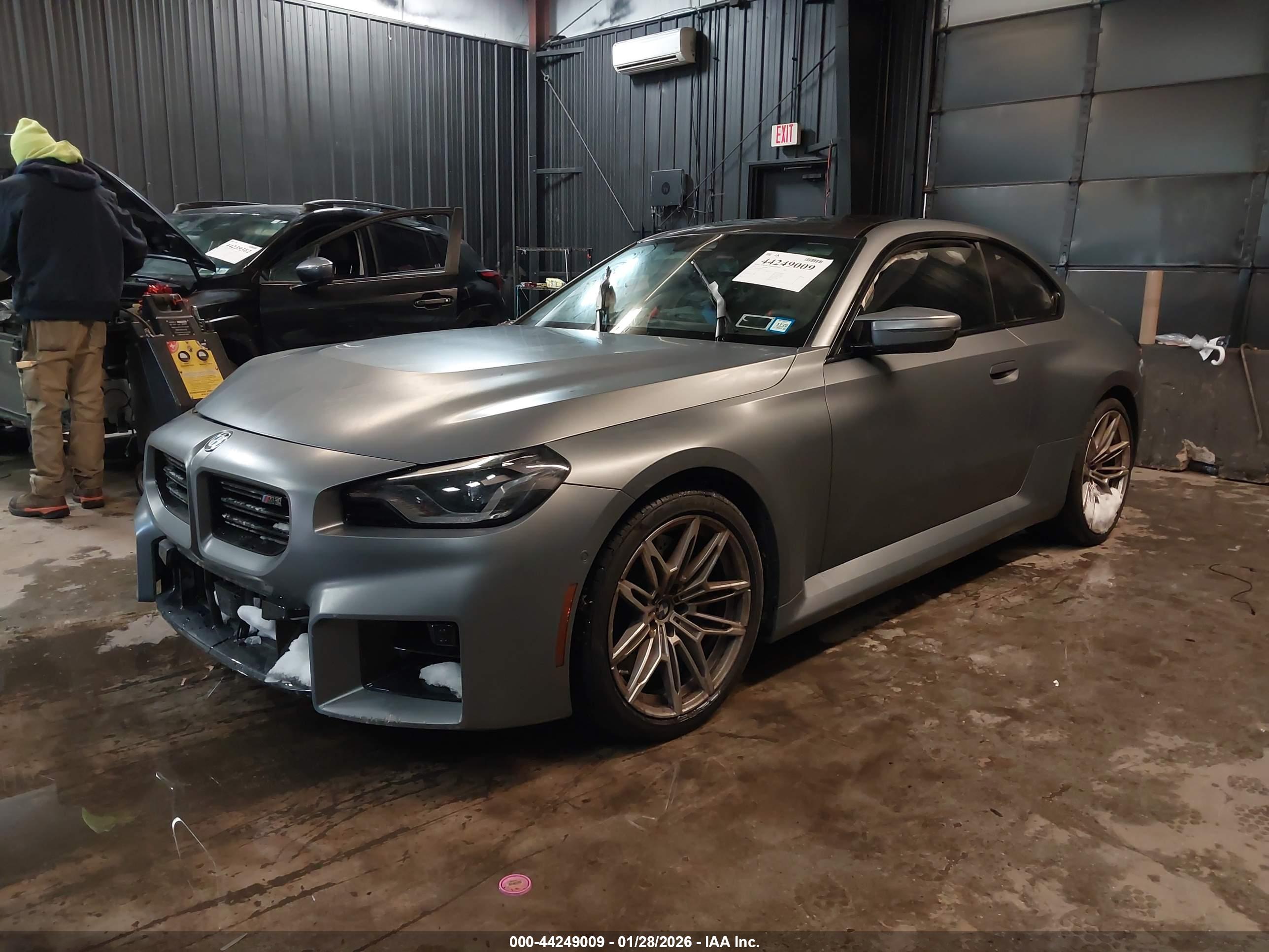 BMW M2 image 2