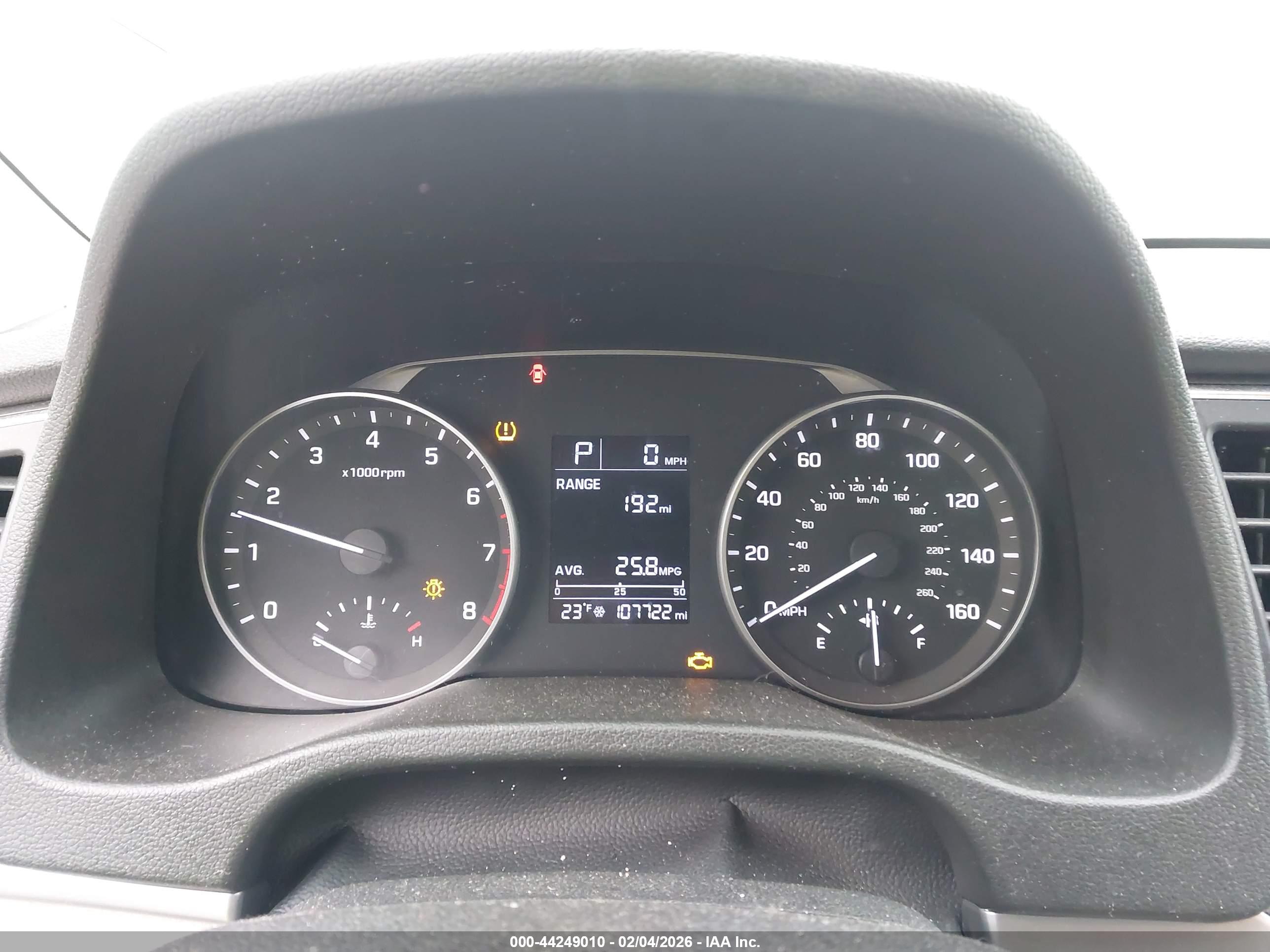 HYUNDAI ELANTRA image 7