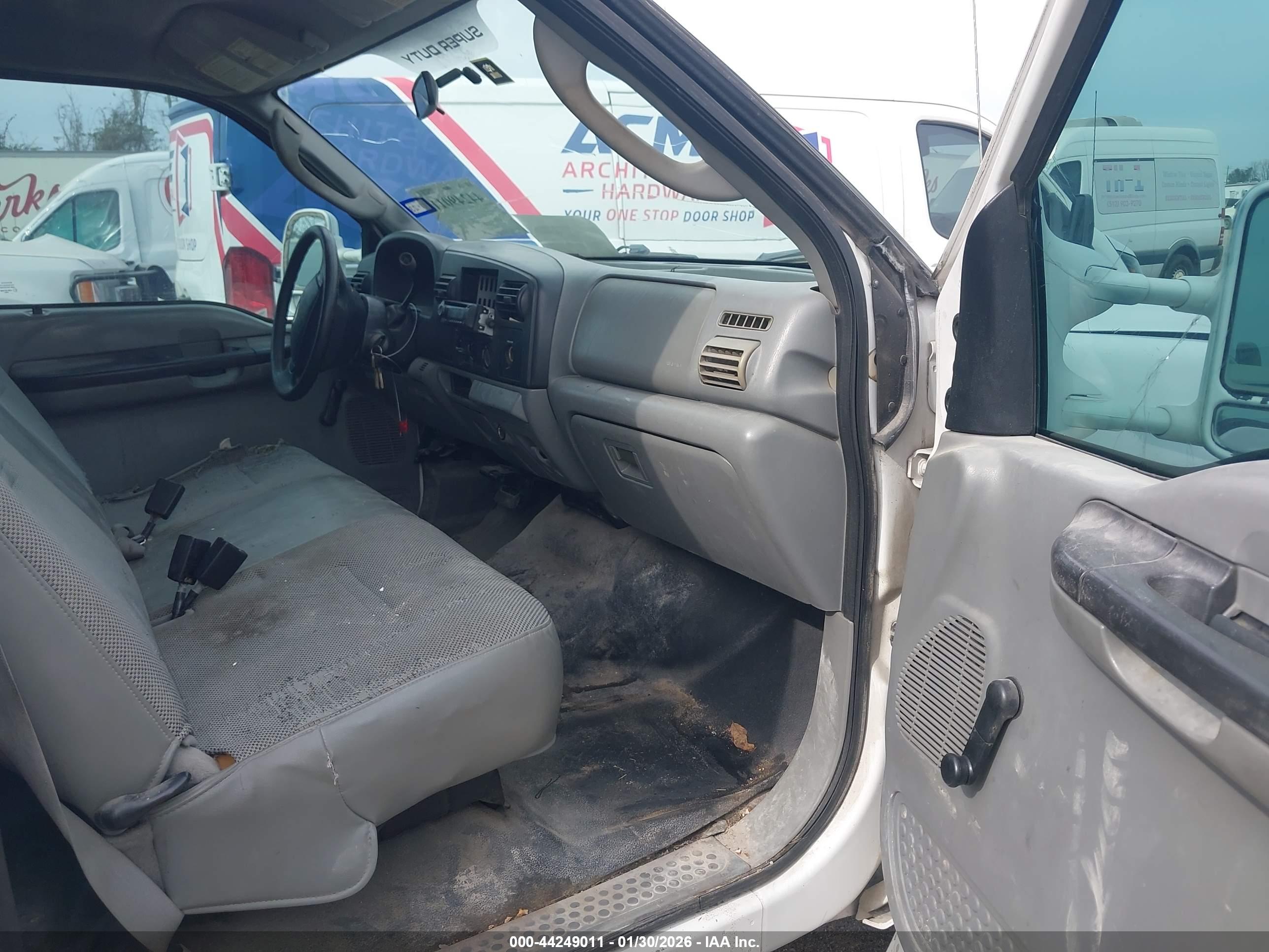 FORD F-350 image 5