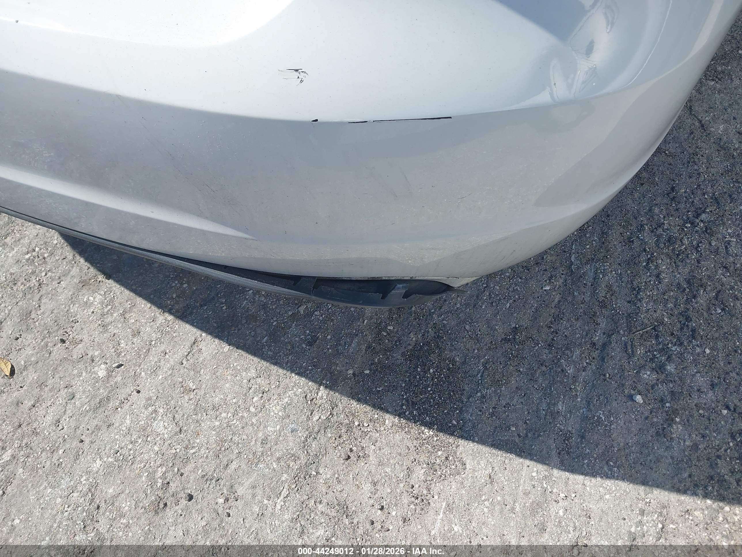 VOLKSWAGEN PASSAT image 6