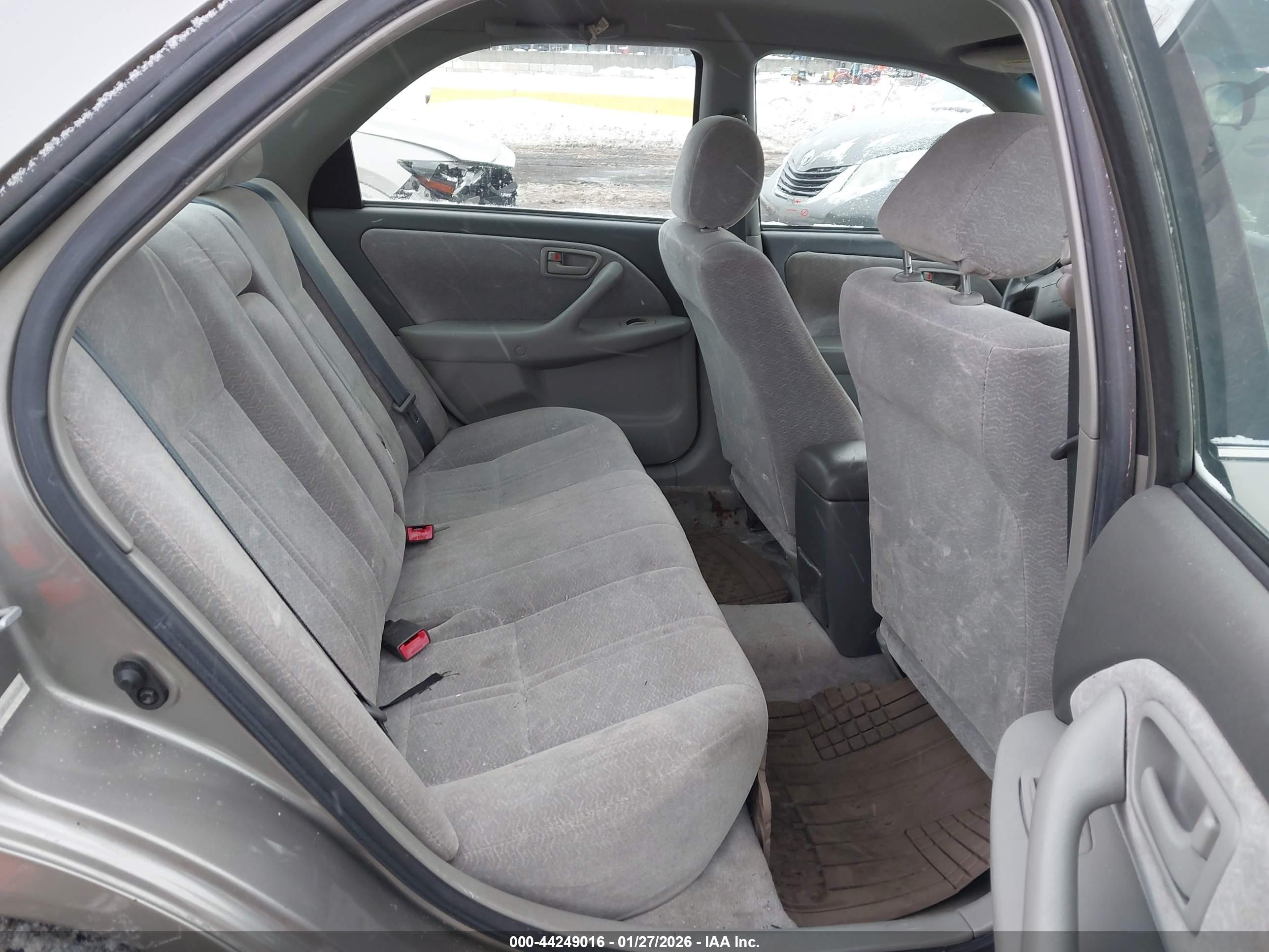 TOYOTA CAMRY image 8