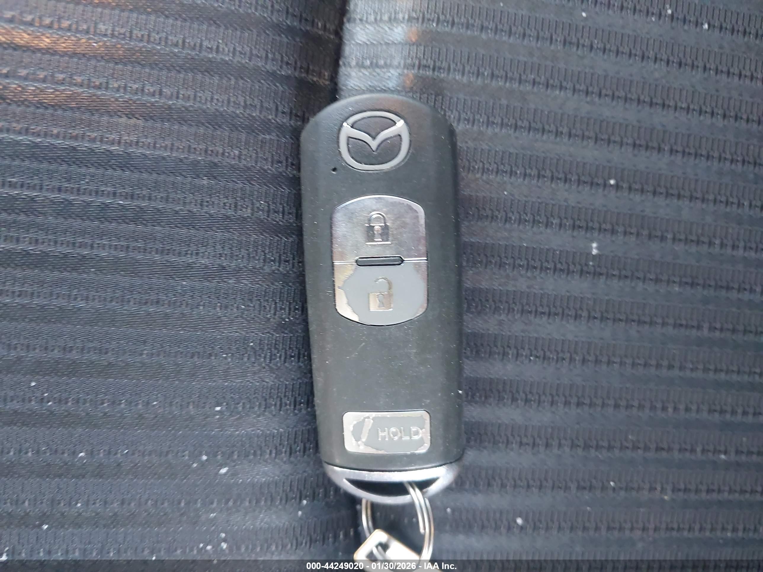 MAZDA MAZDA3 image 11