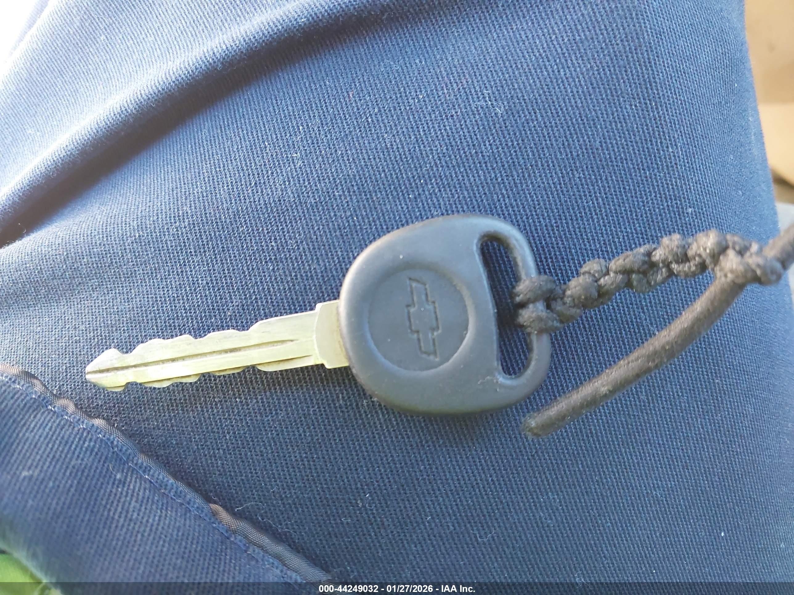 CHEVROLET EQUINOX image 11