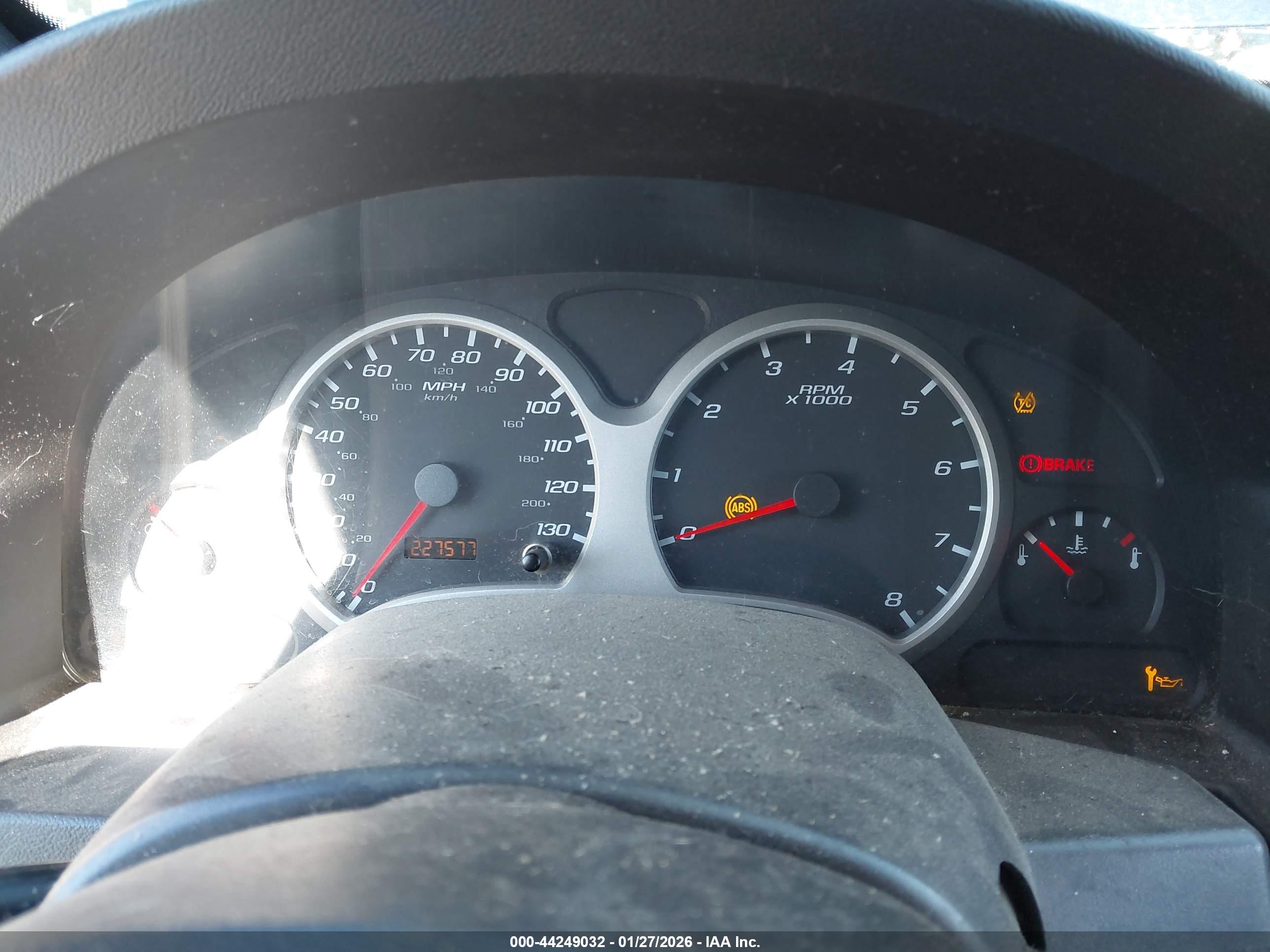 CHEVROLET EQUINOX image 7