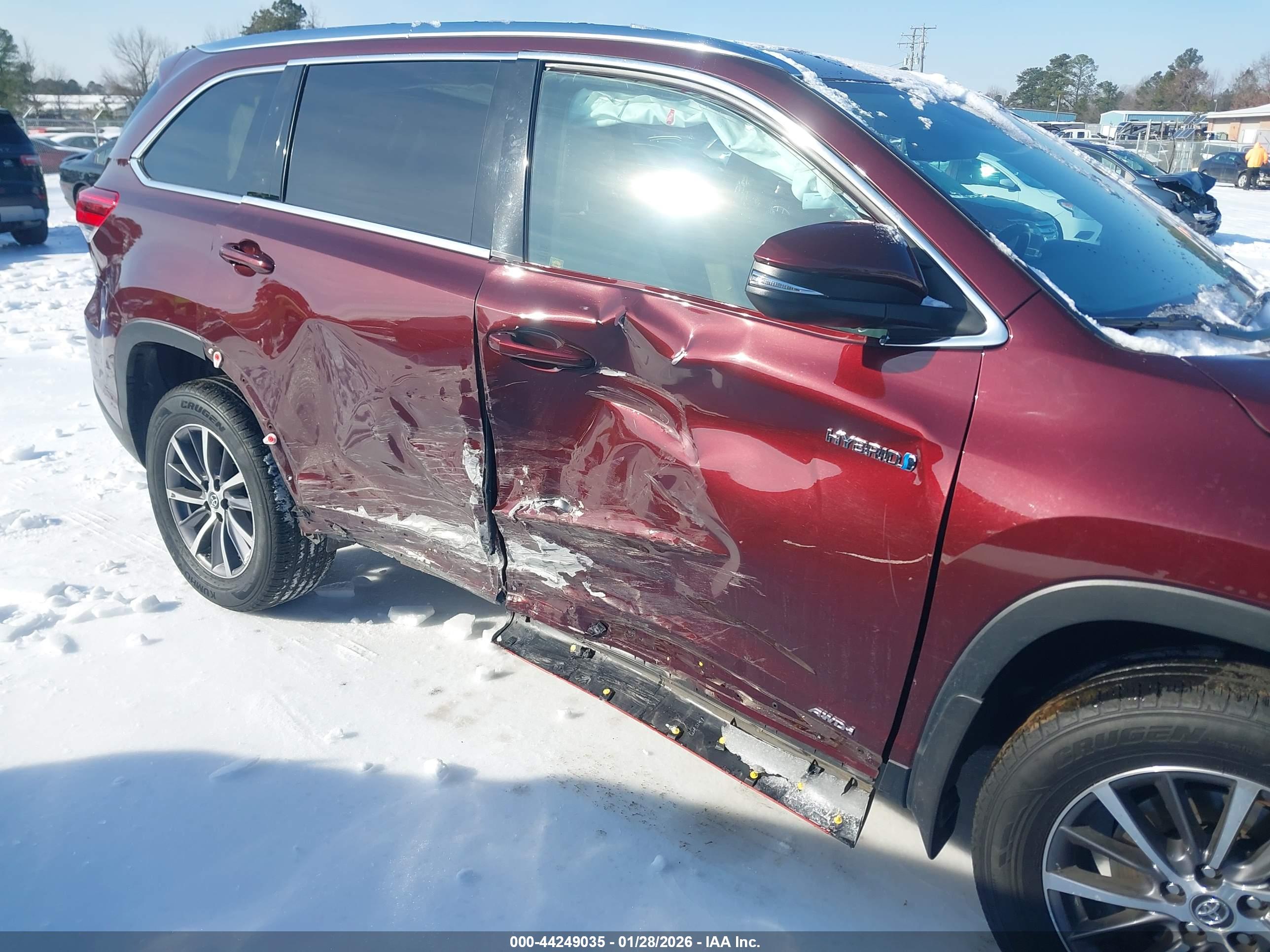 TOYOTA HIGHLANDER image 6