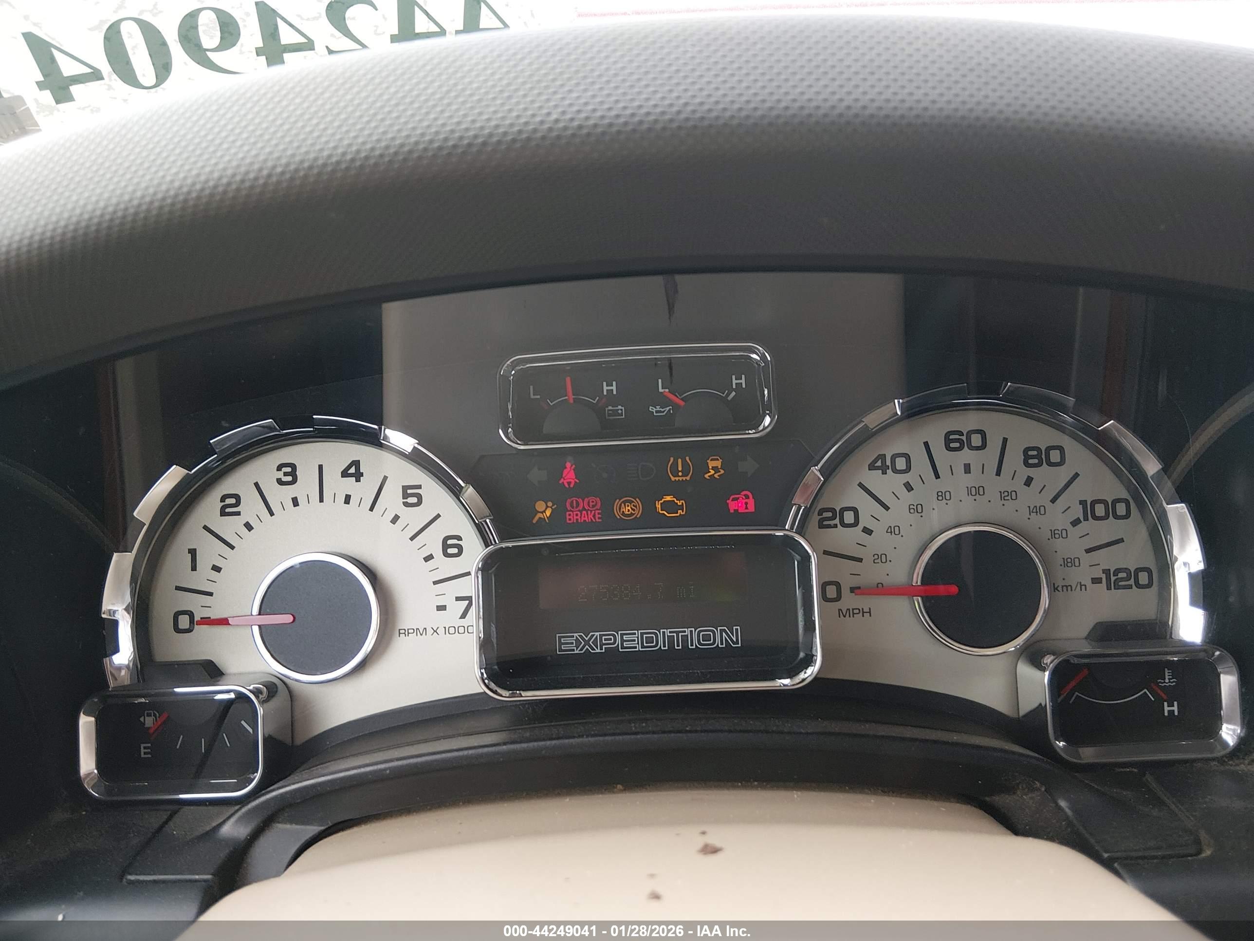 FORD EXPEDITION image 7