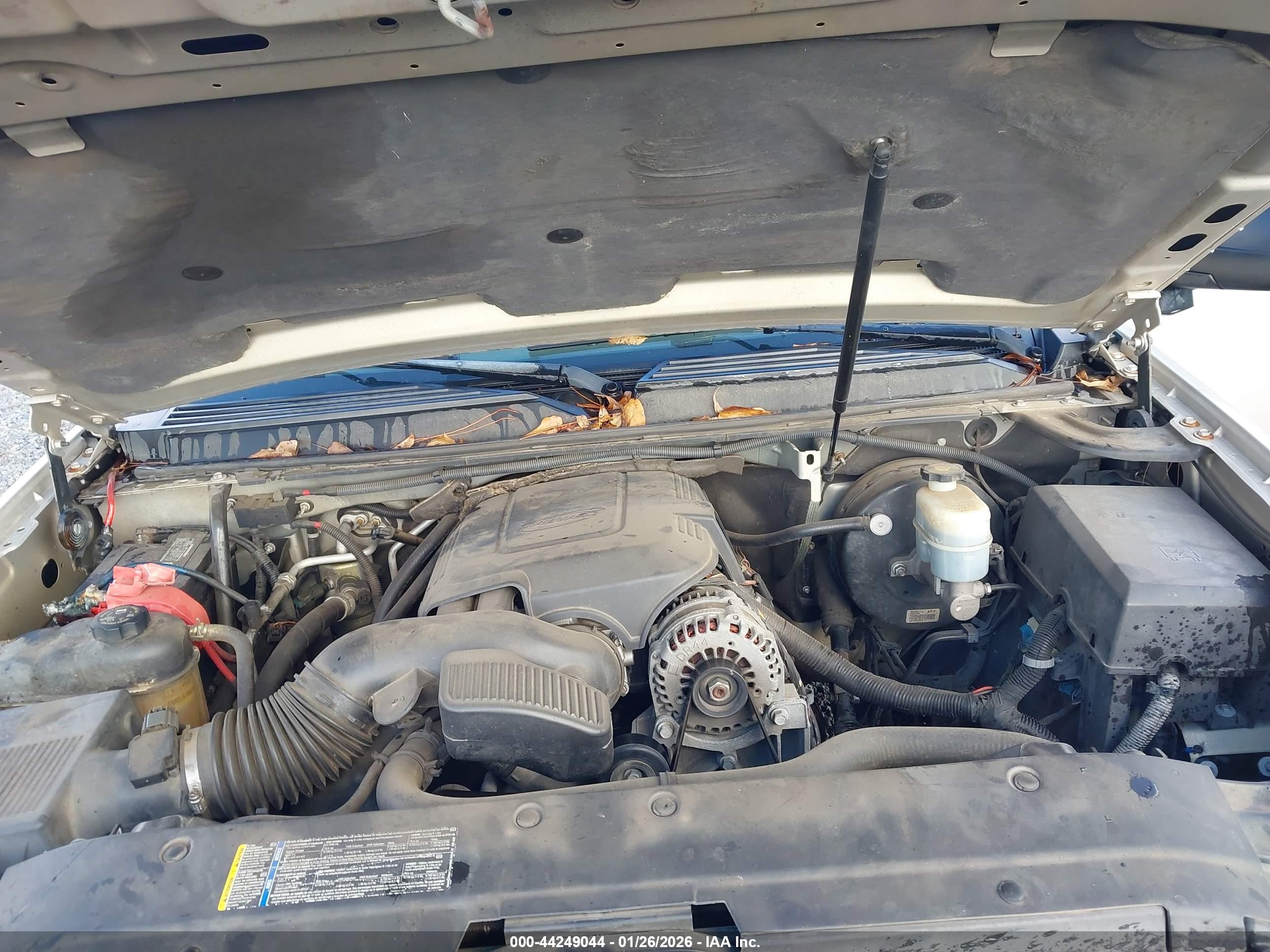 CHEVROLET TAHOE image 10