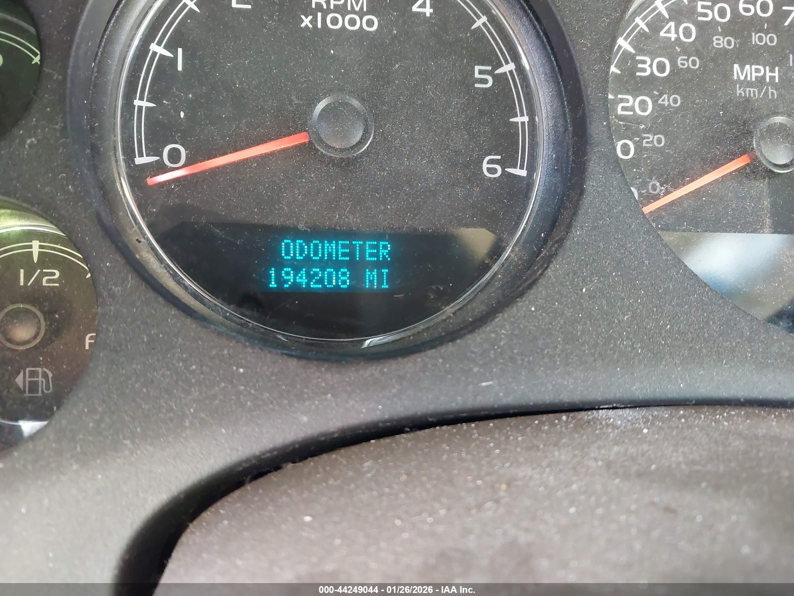 CHEVROLET TAHOE image 7