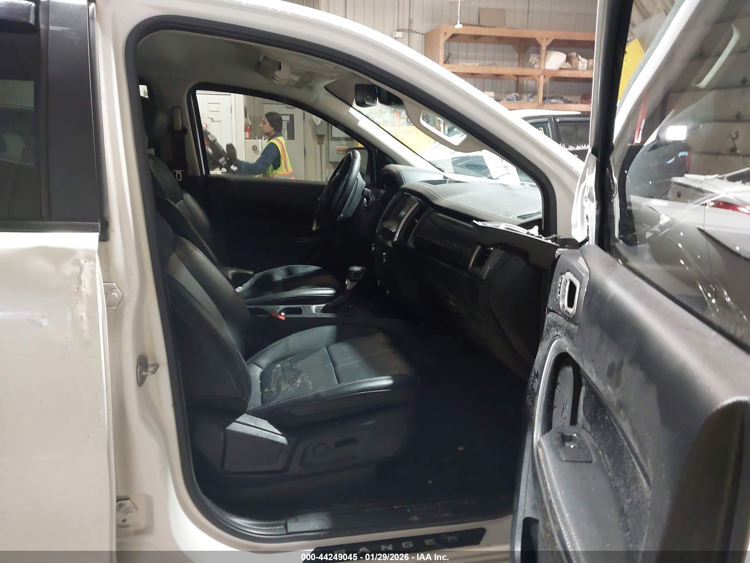 FORD RANGER image 5