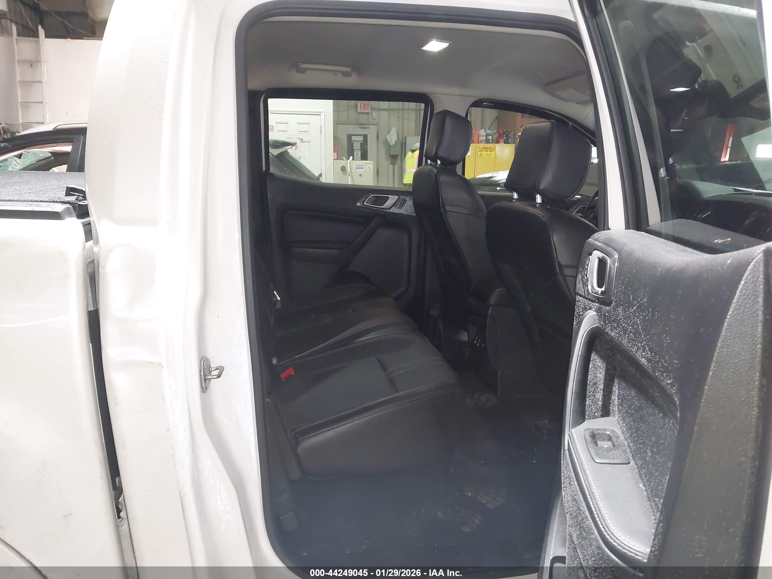 FORD RANGER image 8