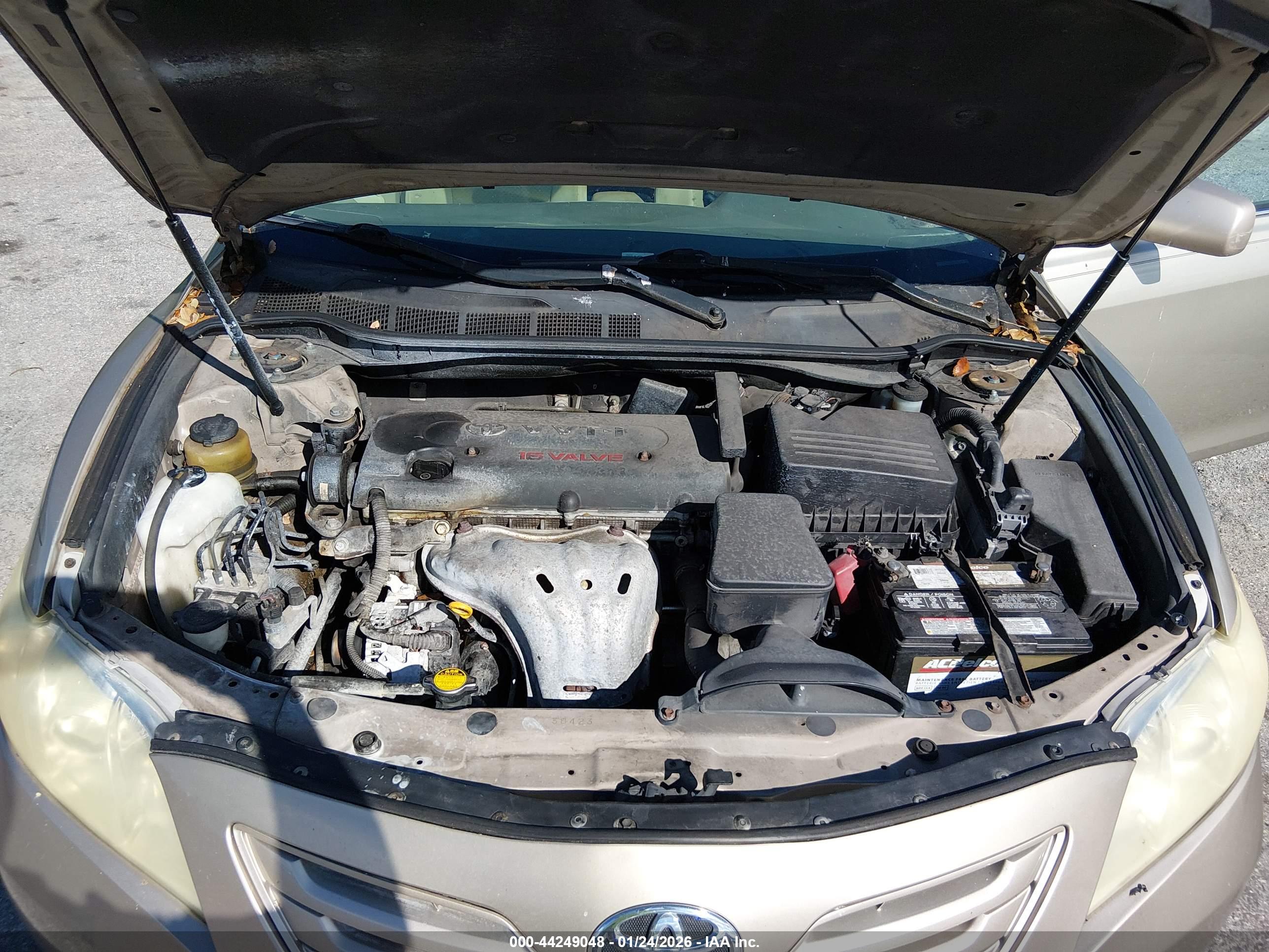 TOYOTA CAMRY image 10