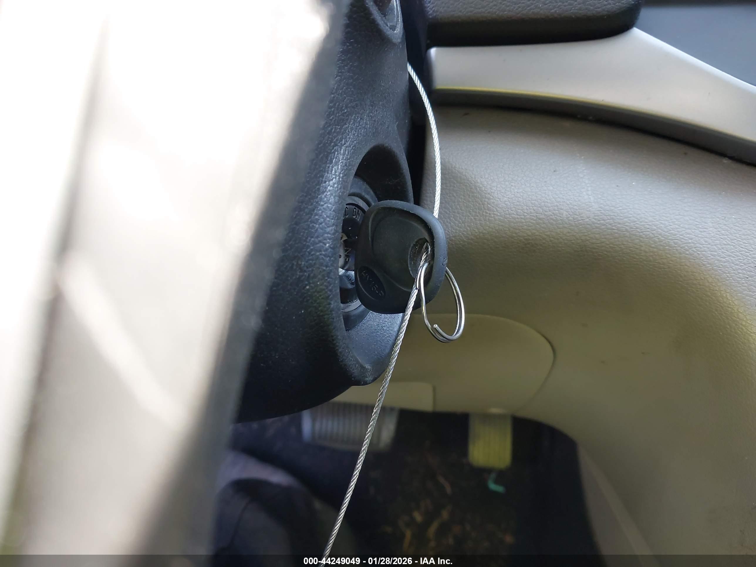 HYUNDAI ELANTRA image 11