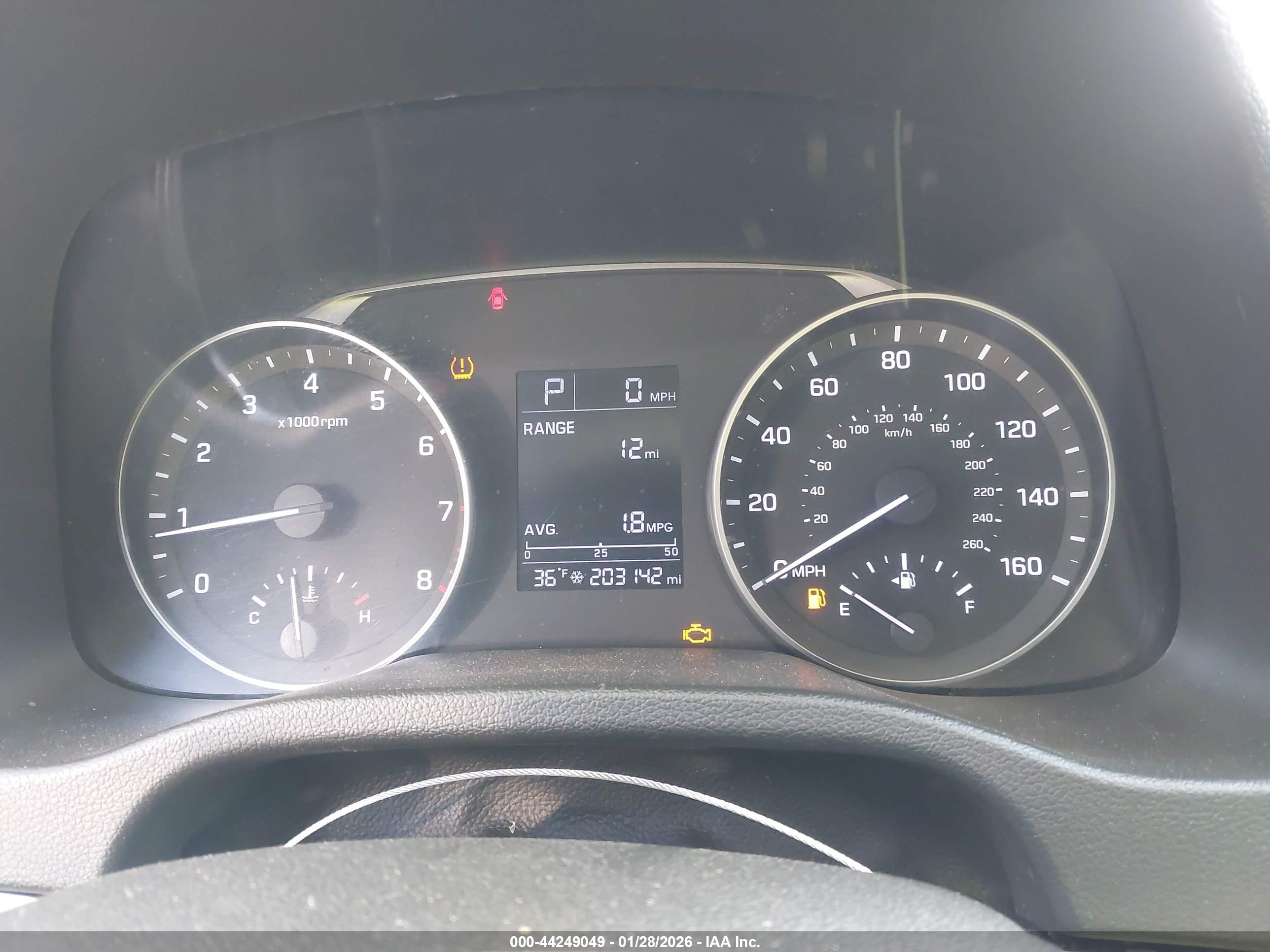 HYUNDAI ELANTRA image 7