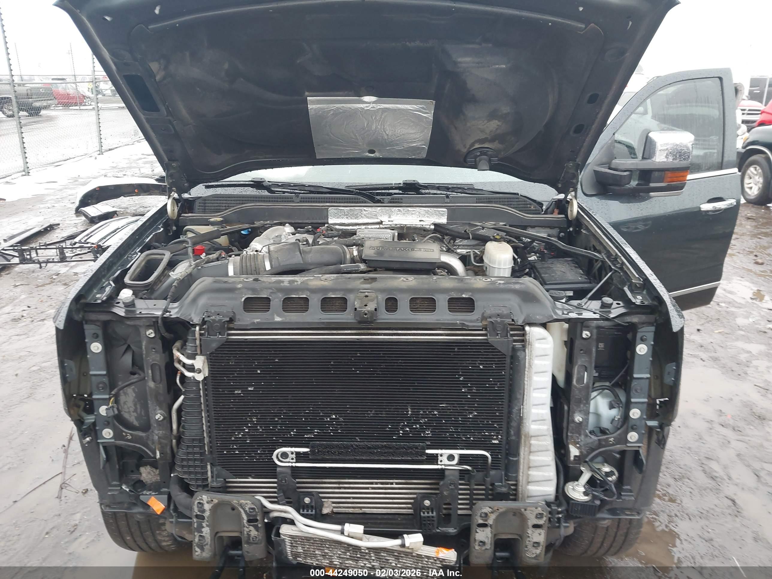 CHEVROLET SILVERADO image 10