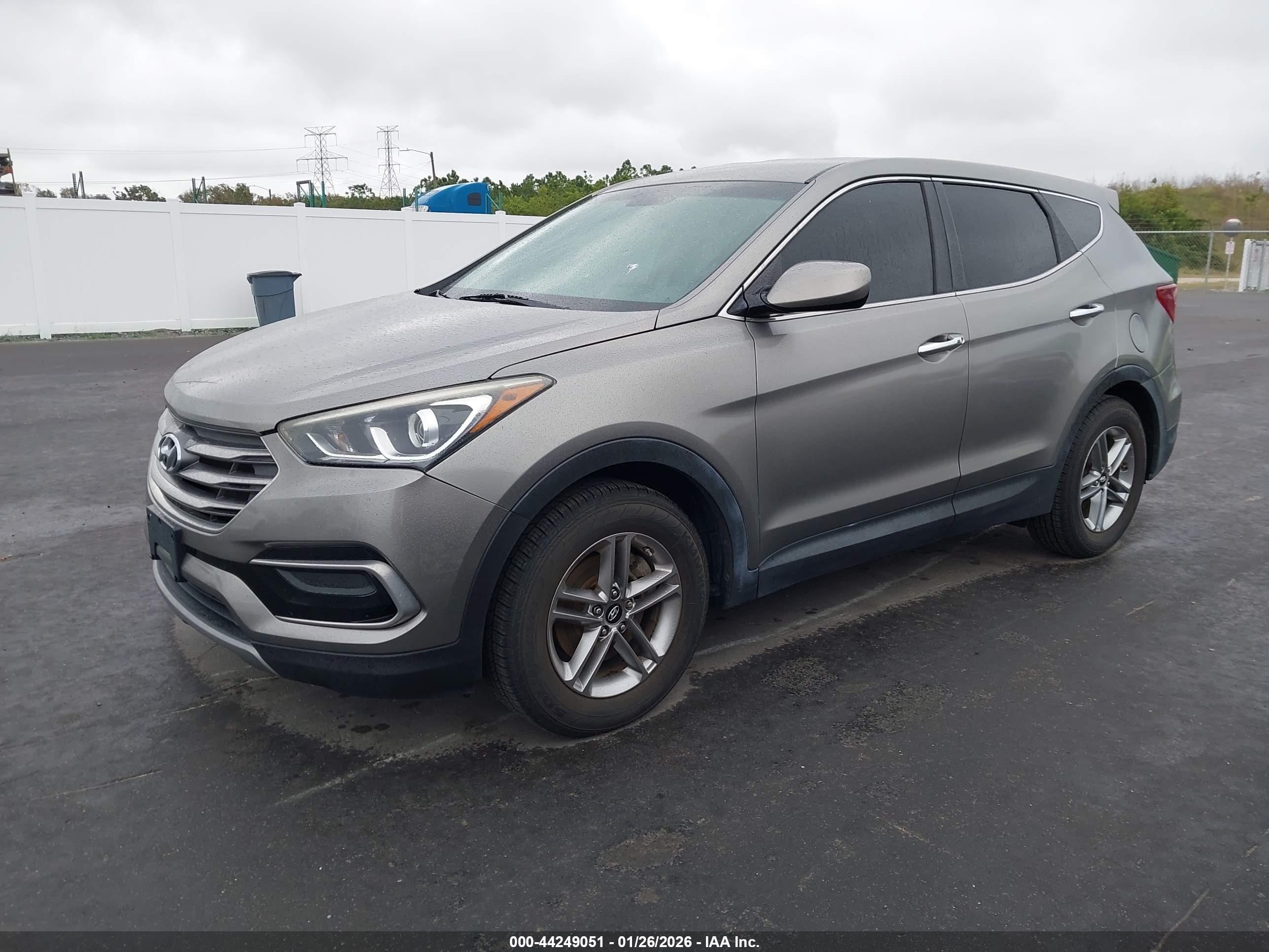 HYUNDAI SANTA image 2
