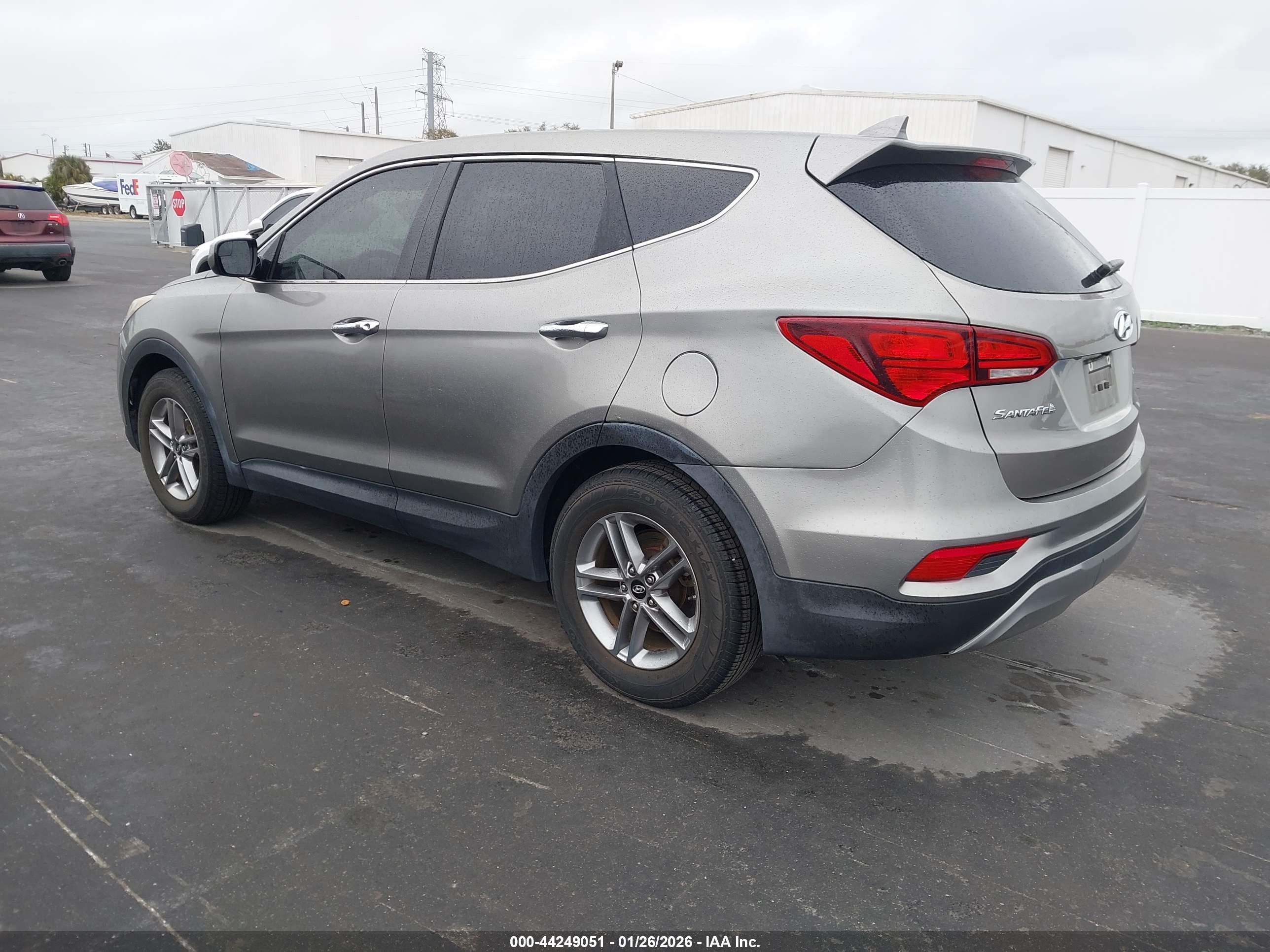 HYUNDAI SANTA image 3