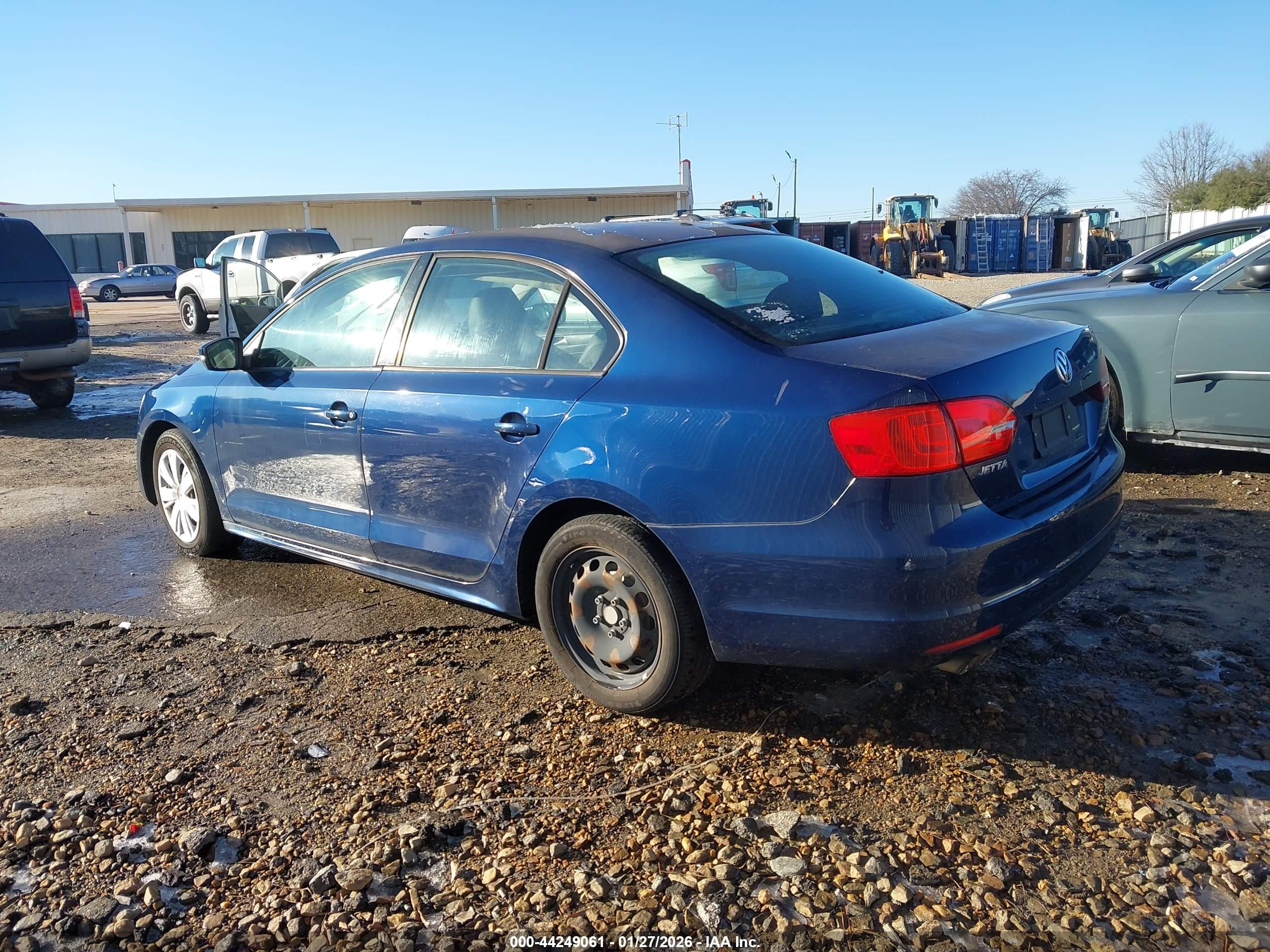 VOLKSWAGEN JETTA image 3